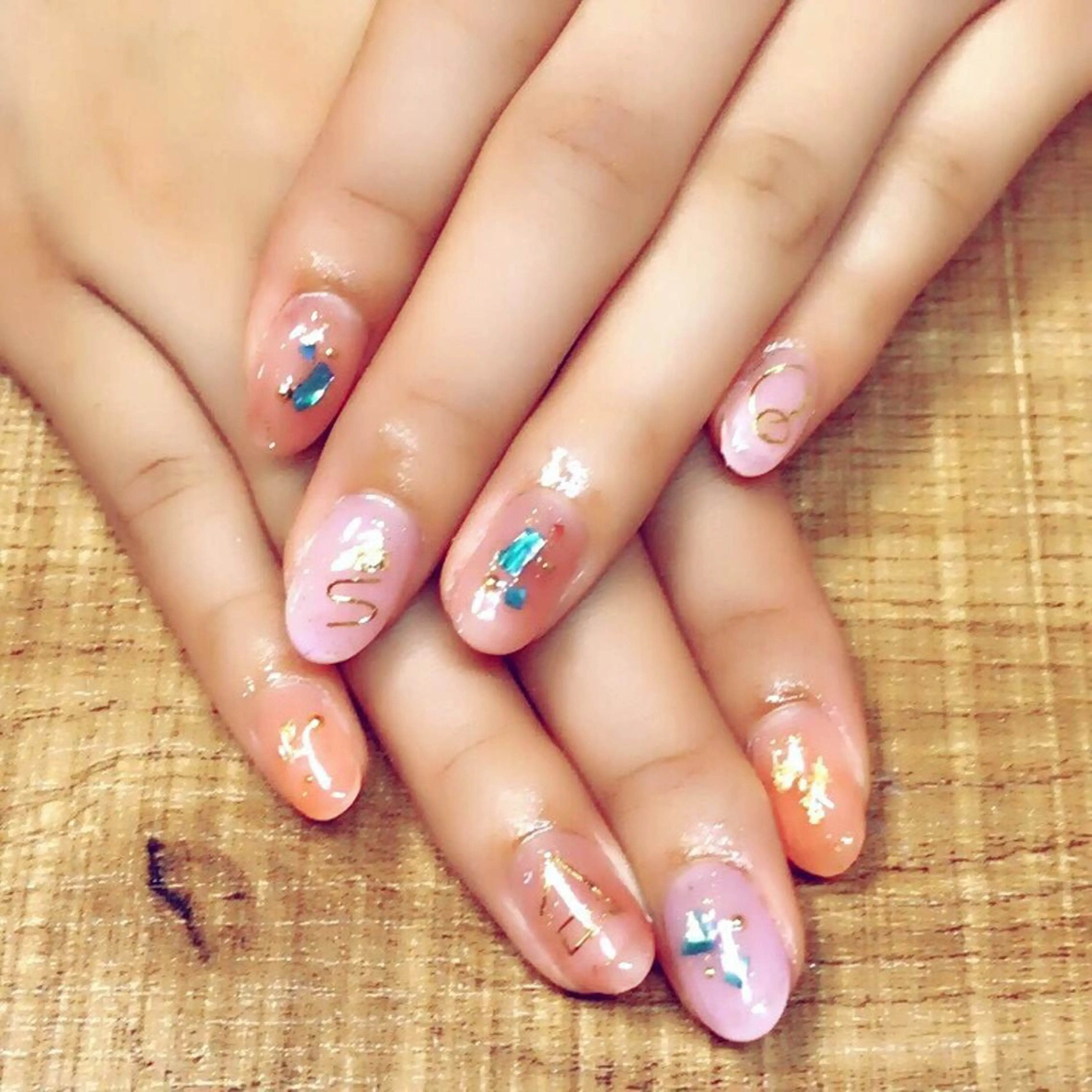 ネイル 安藤 Charlotteのネイルデザイン