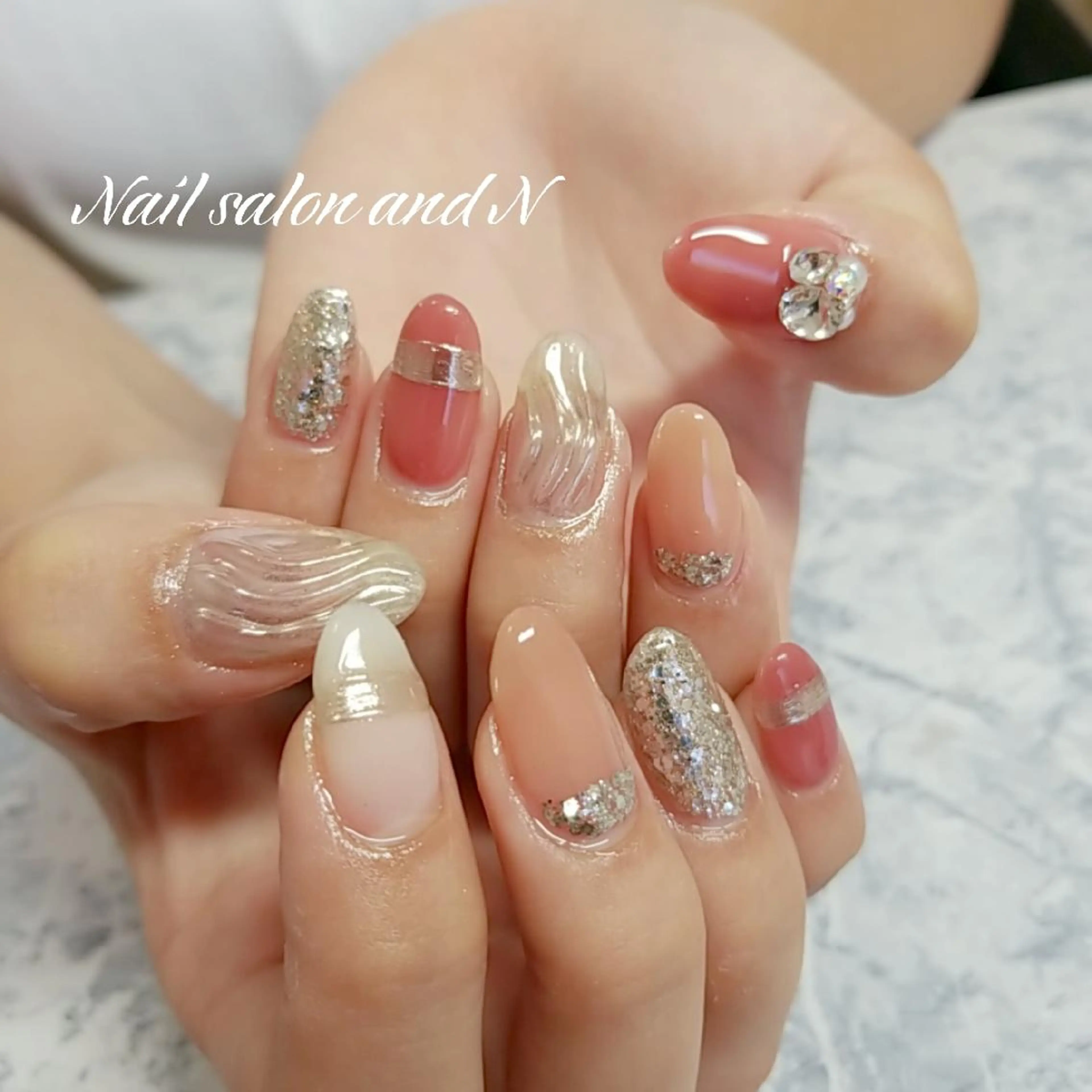 ネイル and Nのネイルデザイン