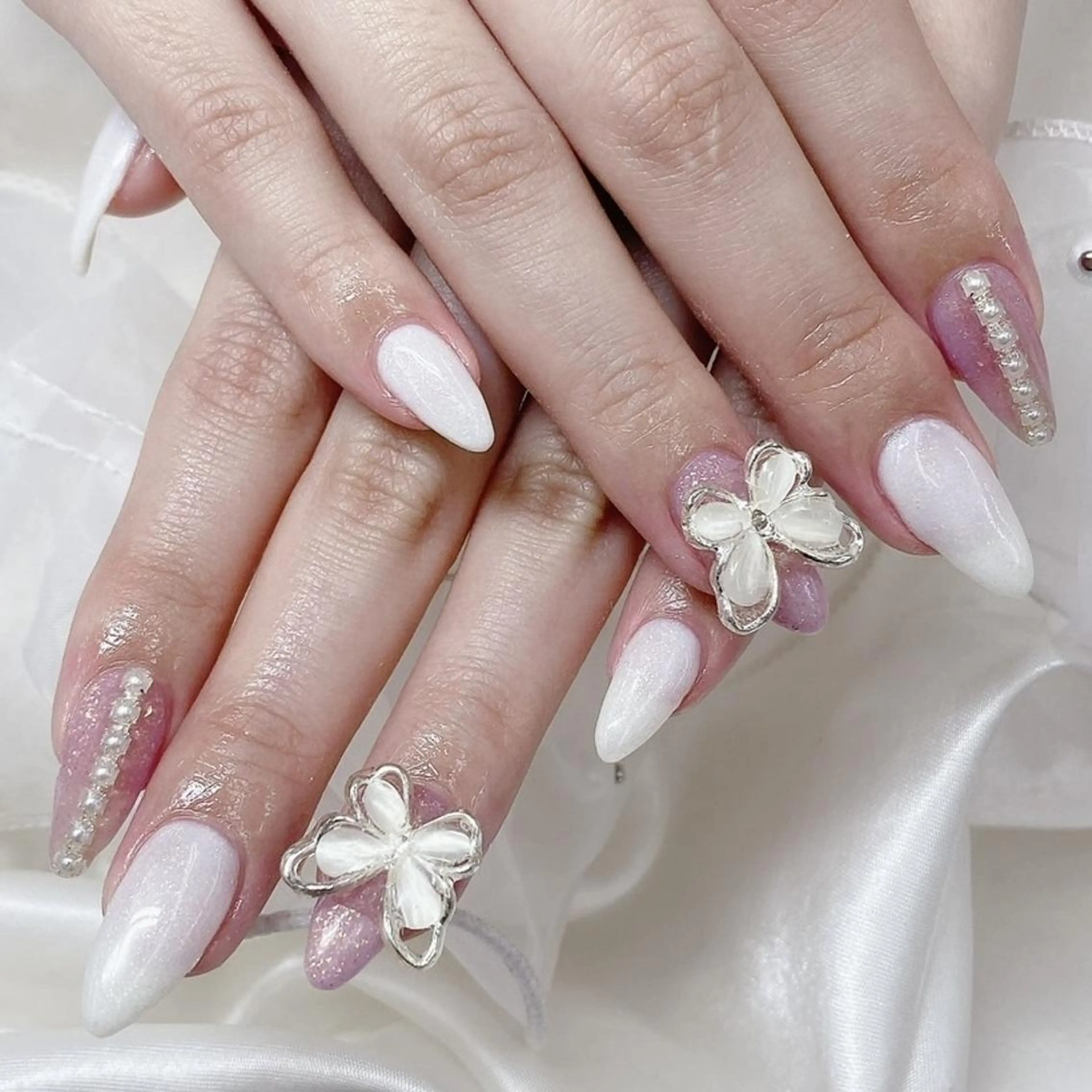 ネイル Nail salon Honey Beeのネイルデザイン