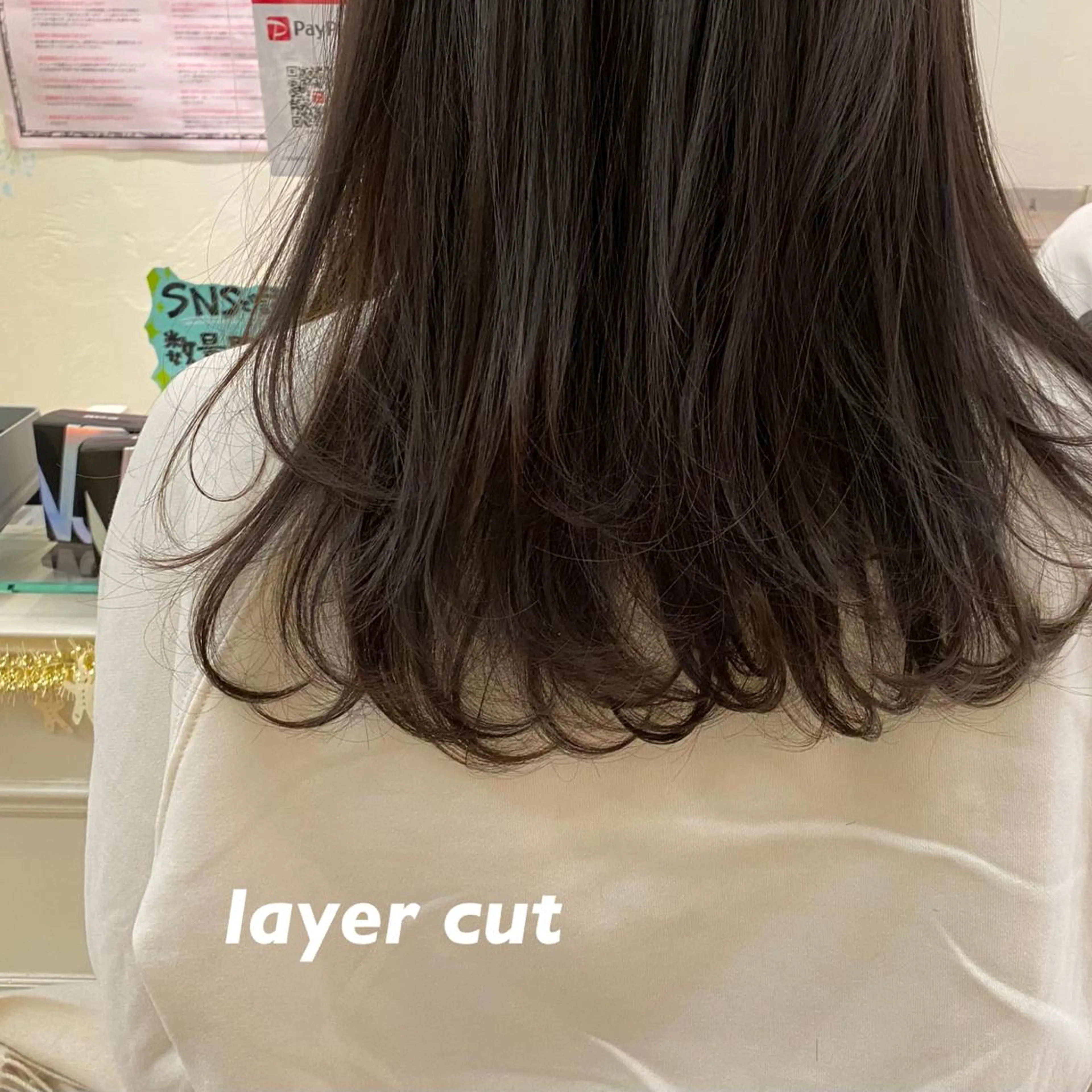 ミディアム レイヤーカット カット トリートメント 大久保 愛のヘアスタイル