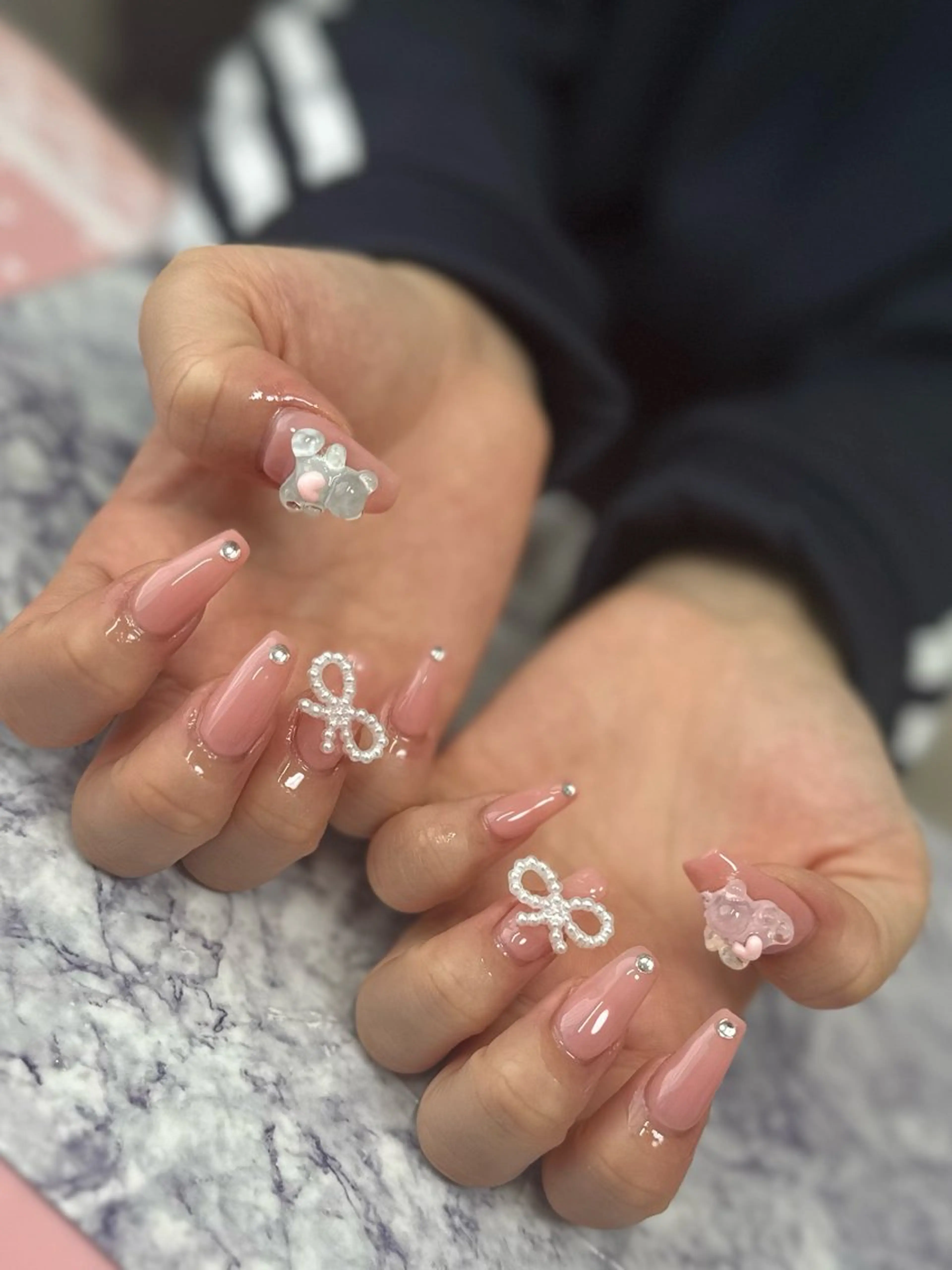 ネイル ハンドネイル フットネイル Pretzels🥨 【プレッツェル】ミウのネイルデザイン