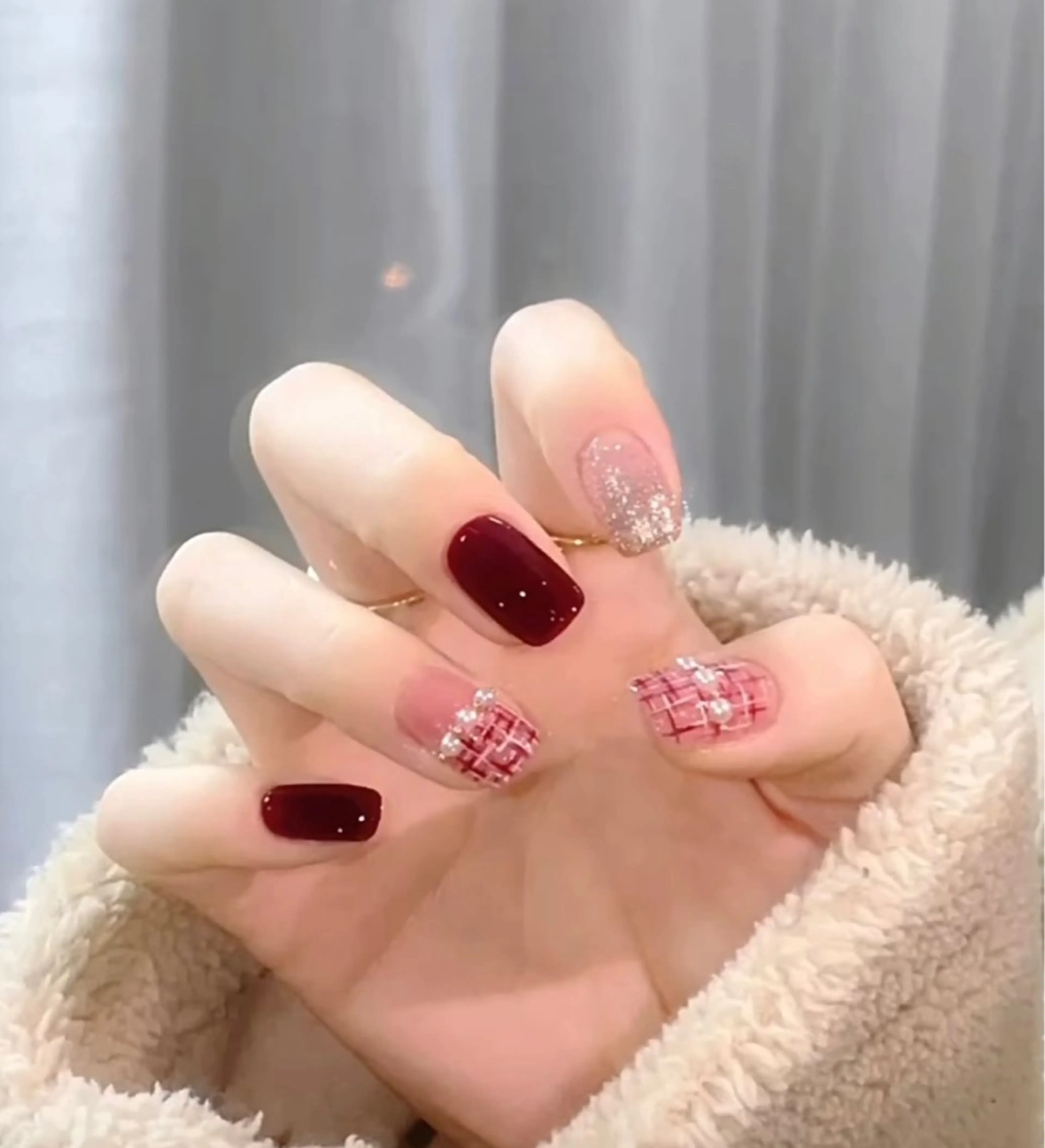 ネイル NiNa ビューティーサロン所属・Ni Naのネイルデザイン