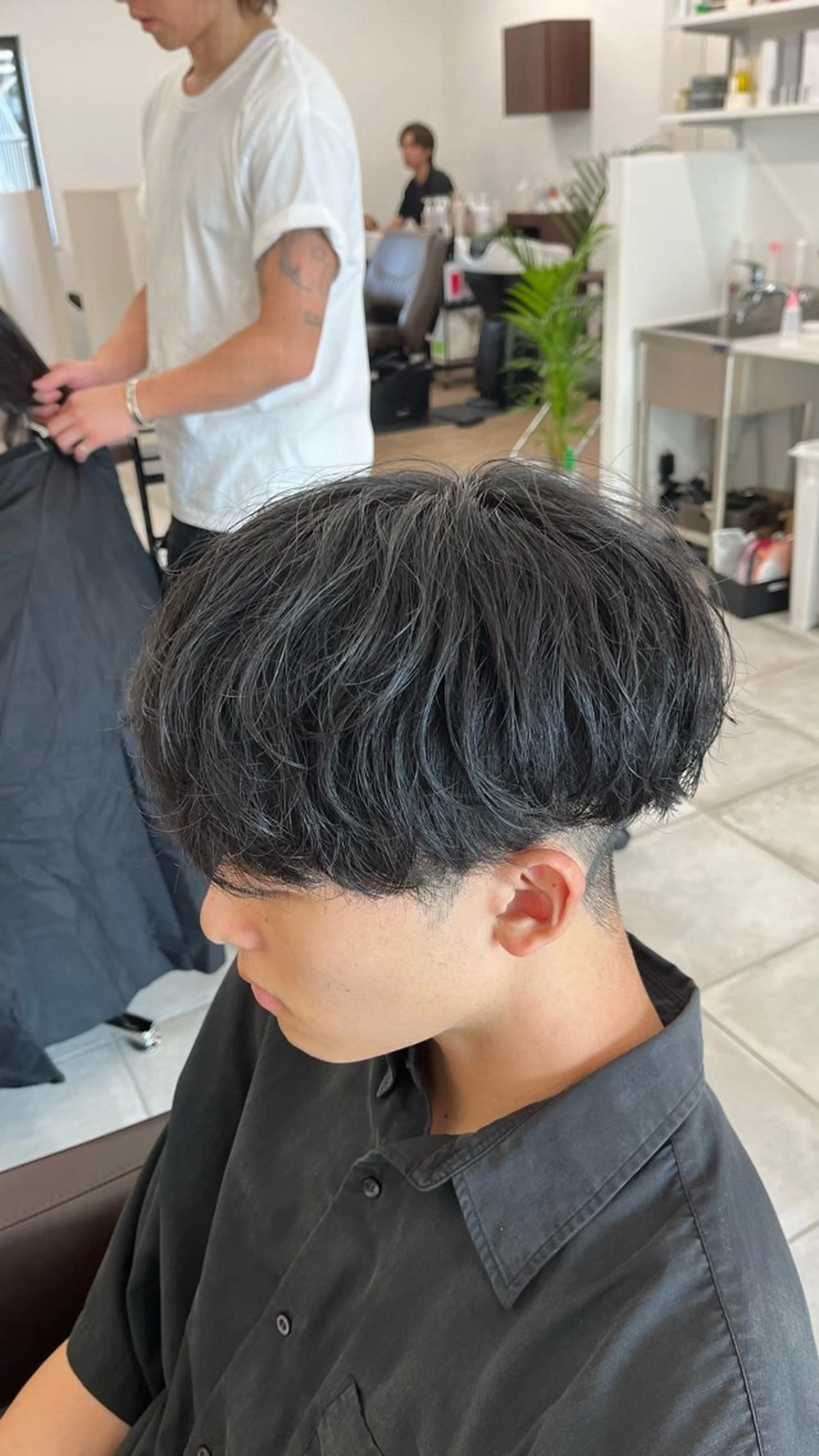 ショート パーマ メンズ 🏆メンズヘア特化 🥇代表りんぺーのヘアスタイル