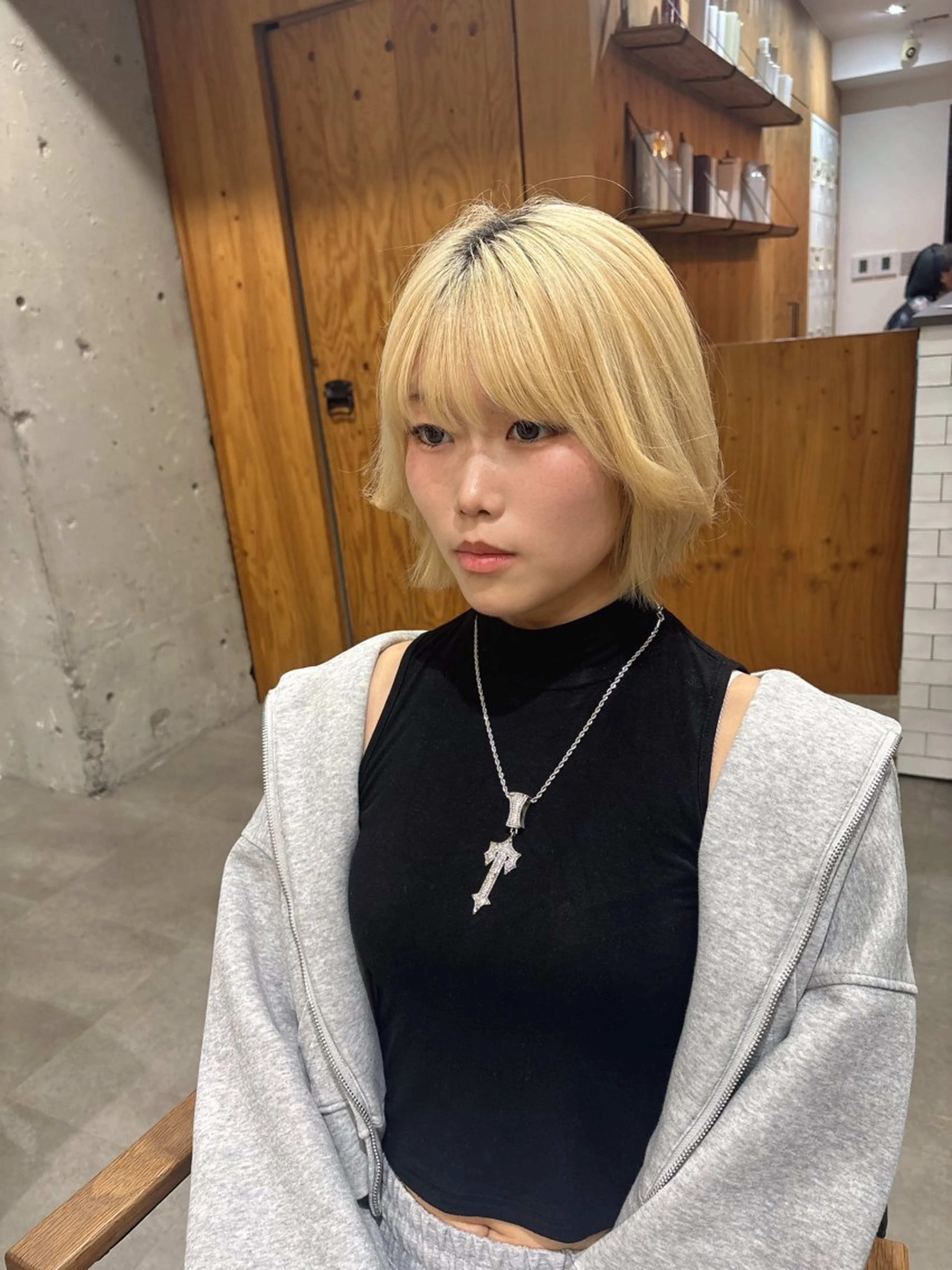 ショート ボブ くびれヘア レイヤーカット カット 心斎橋/透明感カラー 🫧アサノハルカのヘアスタイル