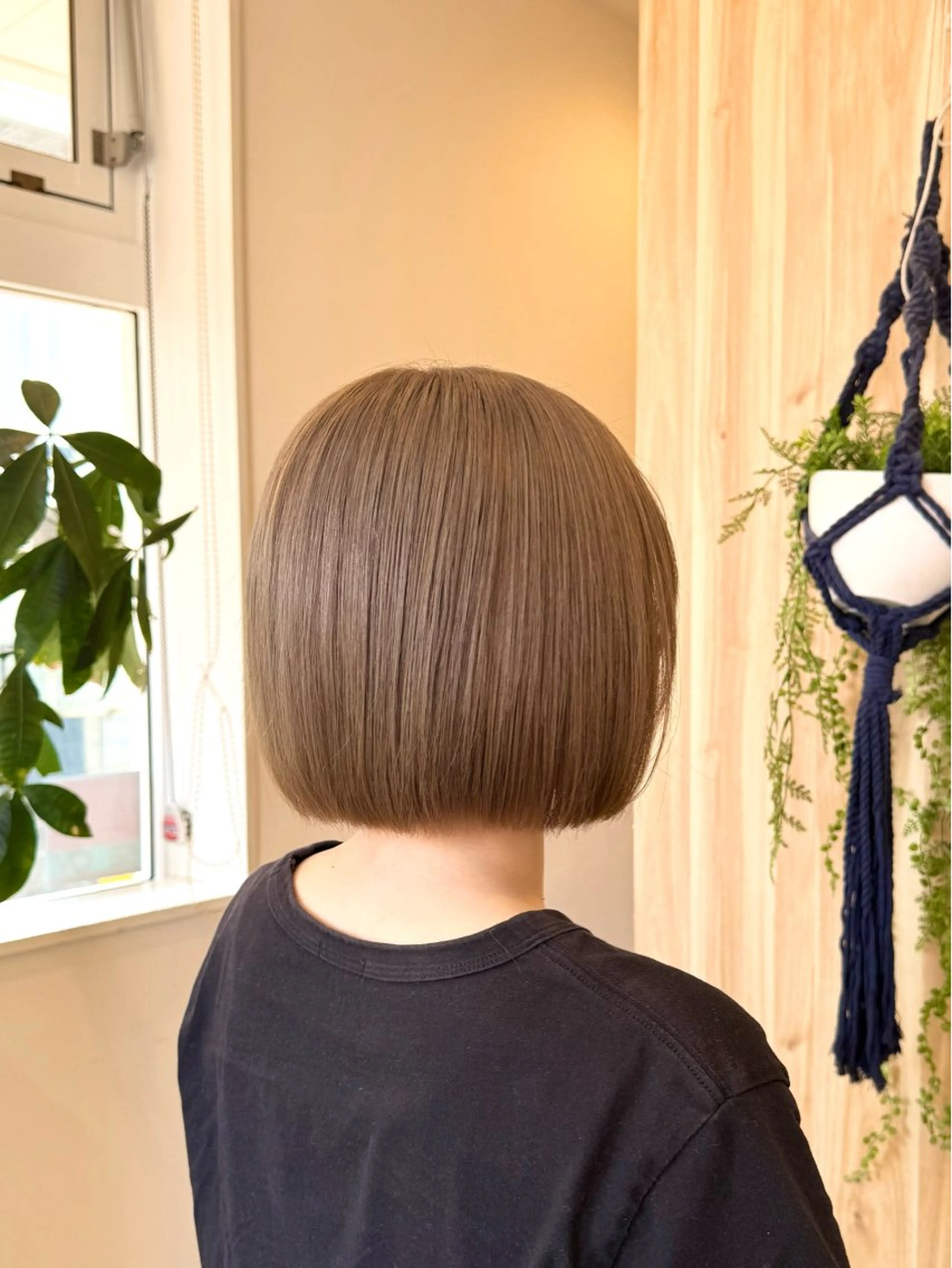 ワンブリーチ＋カラーの写真