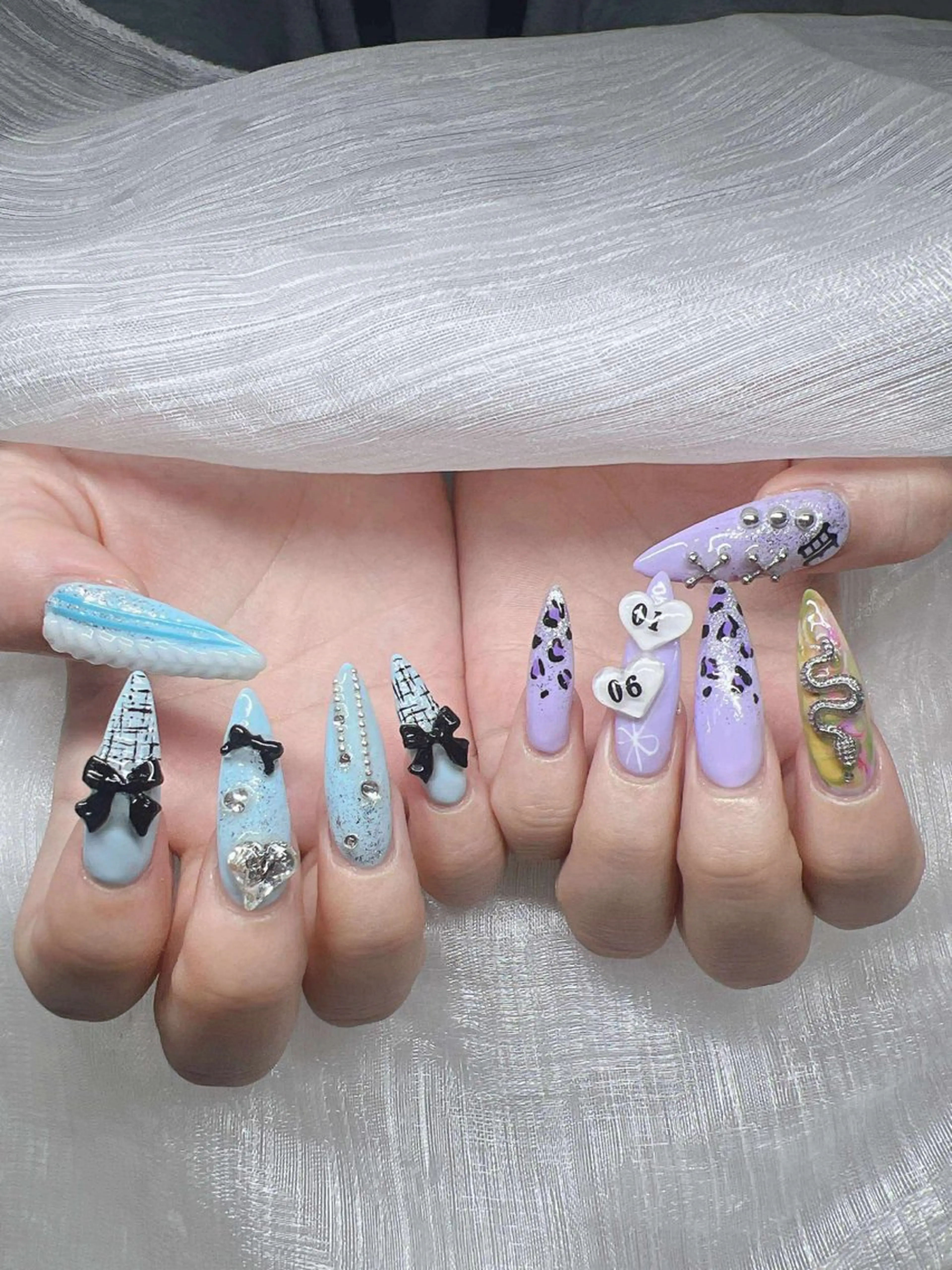 ネイル 長さ出し グラデーション 卒業式 キラキラネイル マグネットネイル ハンドネイル Lee Nailsのネイルデザイン