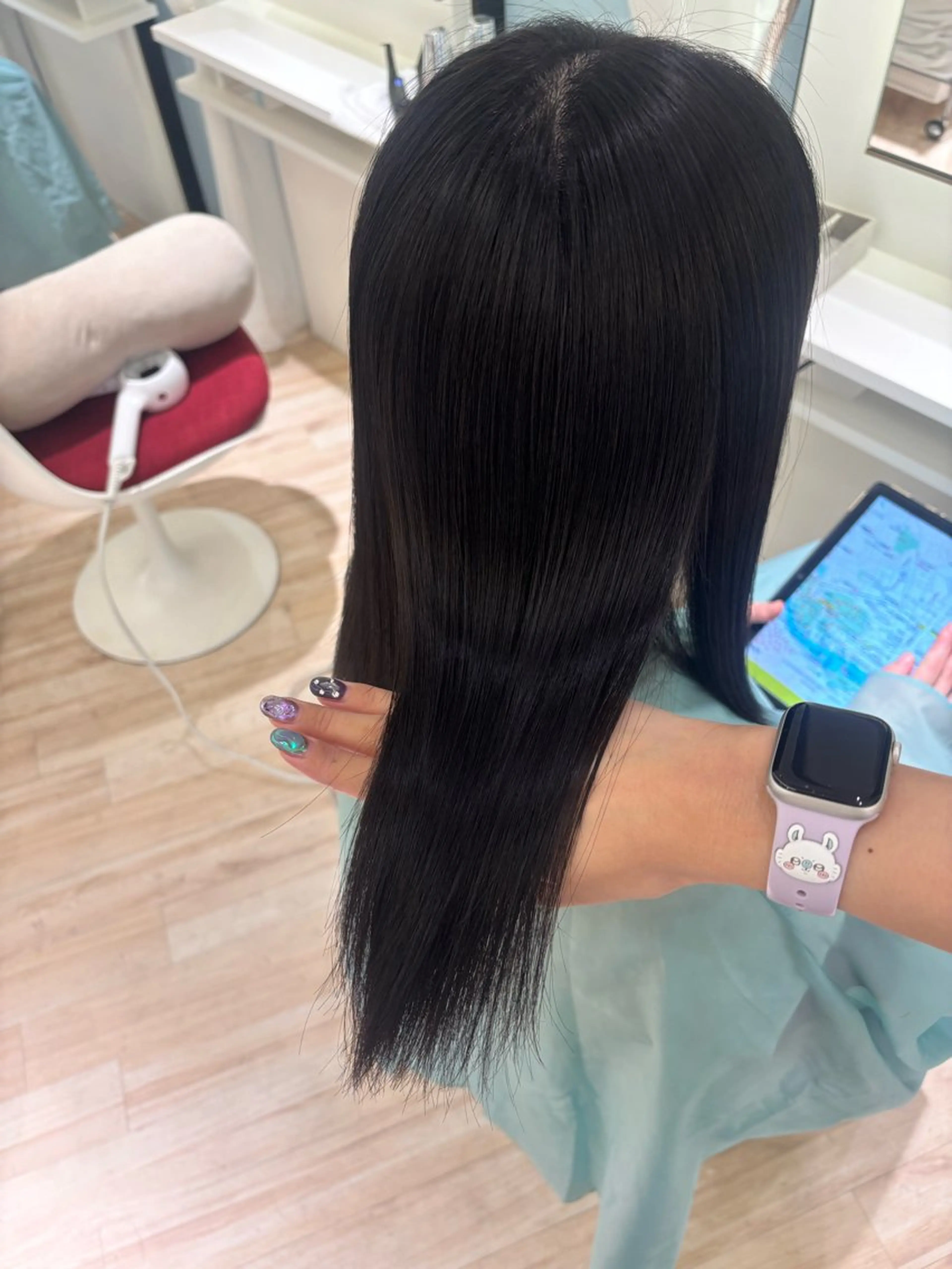 セミロング カラー ParveMix 岡本えりかのヘアスタイル