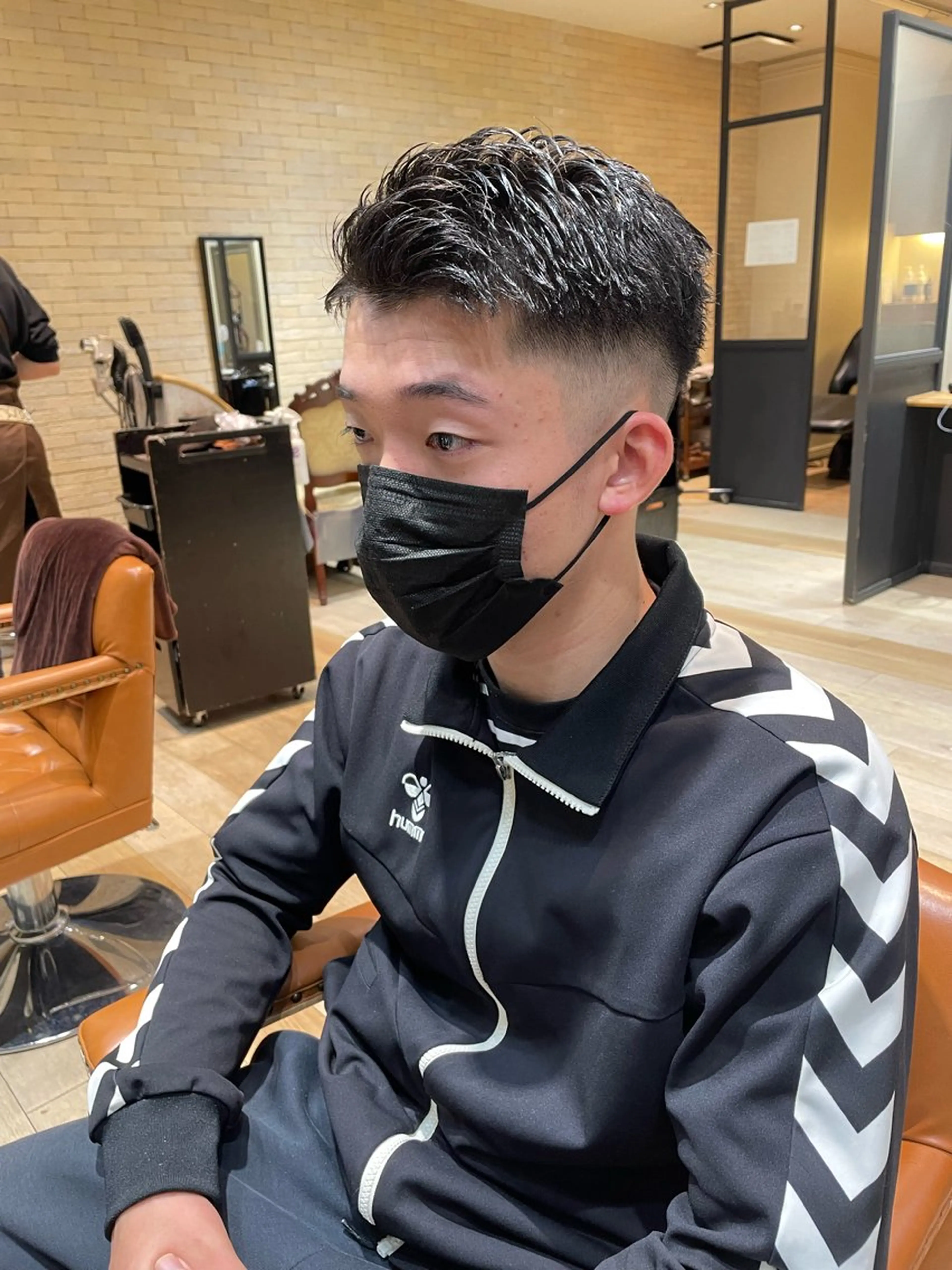 メンズ フェードカット 亀川蓮 Agu hairのヘアスタイル