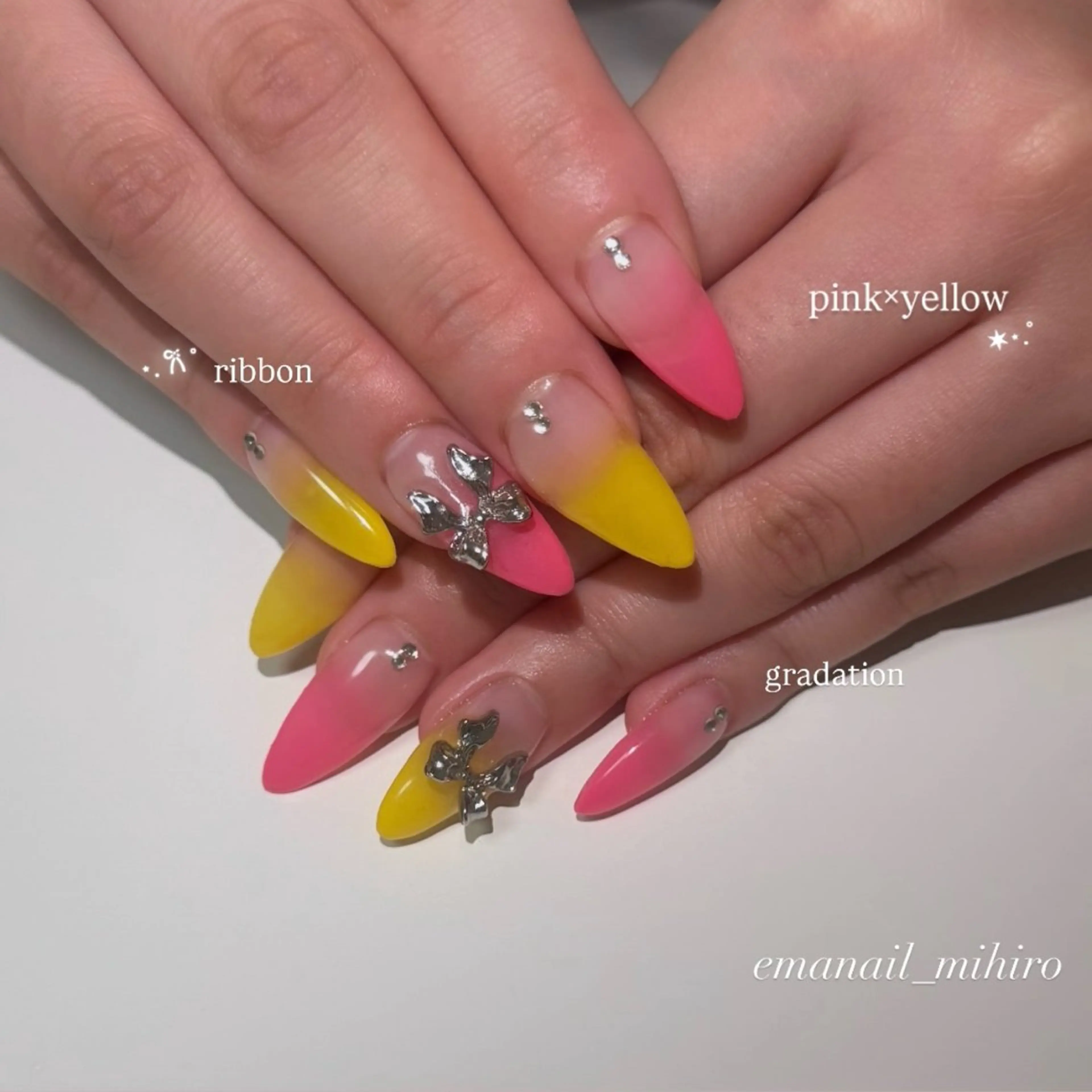 ネイル ハンドネイル EmaNail瓢箪山 🌼Mihiroのネイルデザイン