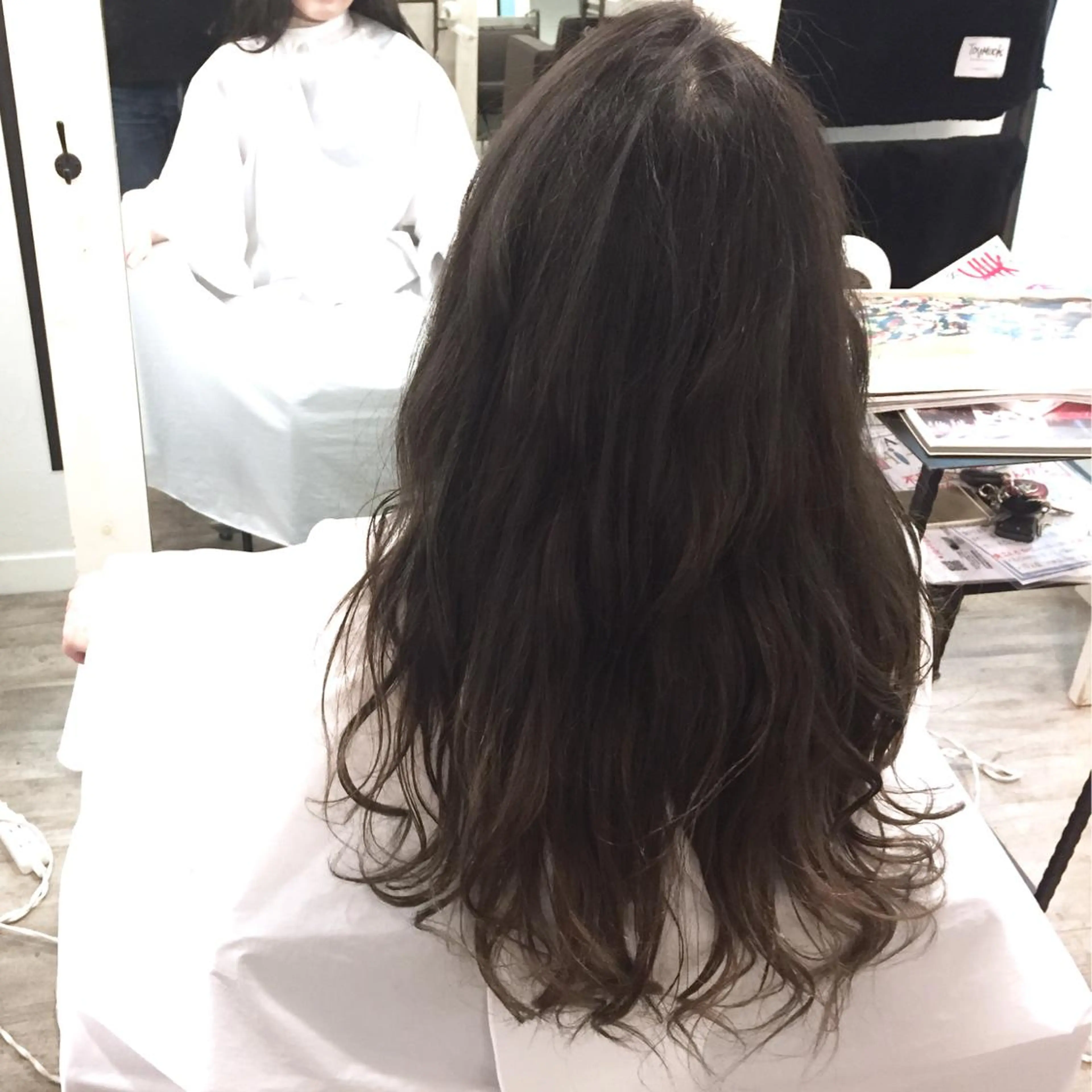 ロング 信原 獎人のヘアスタイル