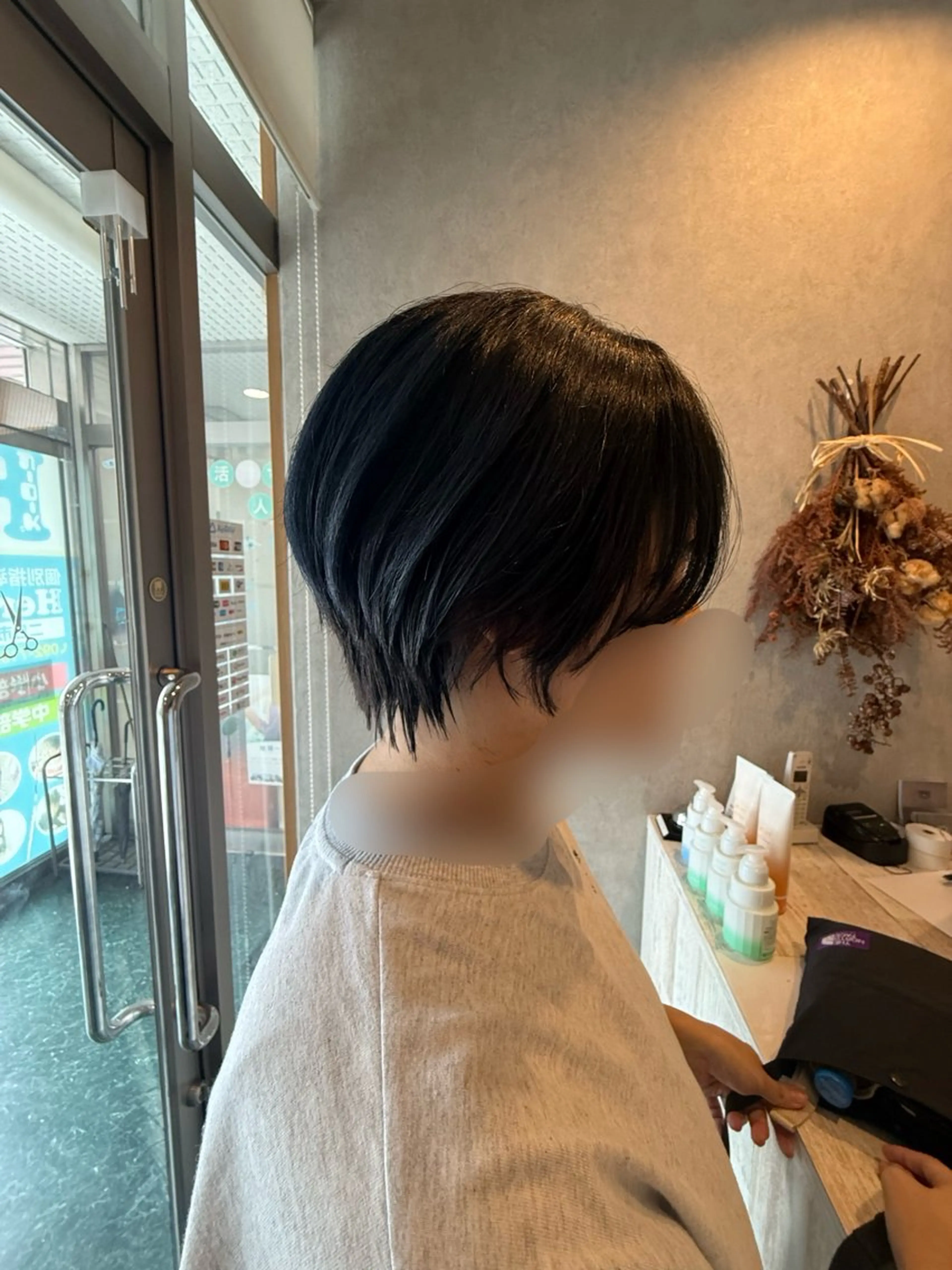 ショート カラー カット ヘアカラー Bish Yanaのヘアスタイル