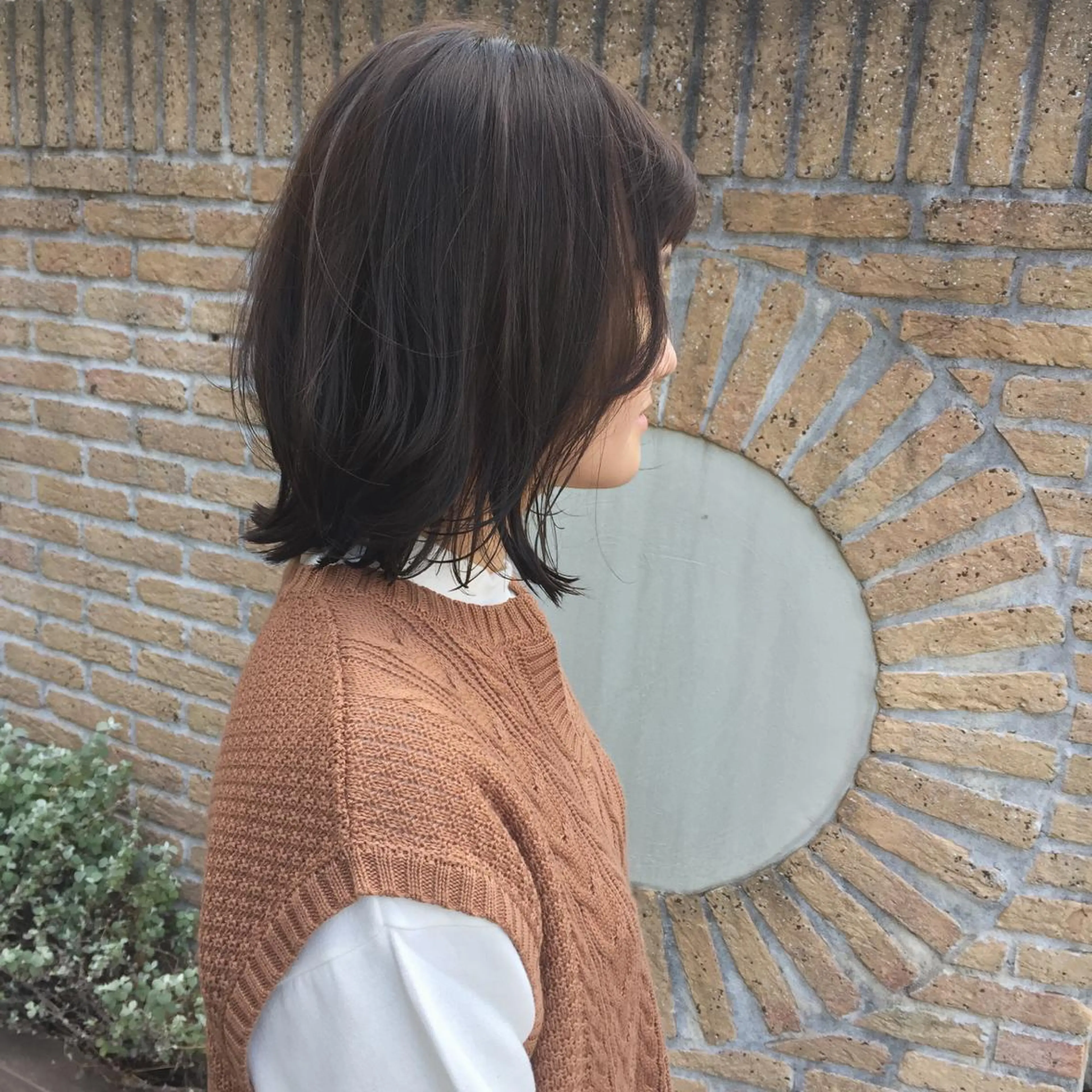 ミディアム カラー イルミナカラー ボブ くびれヘア 外ハネヘア ヘアカラー トリートメント 柔らかいcolor 🌿harukaのヘアスタイル