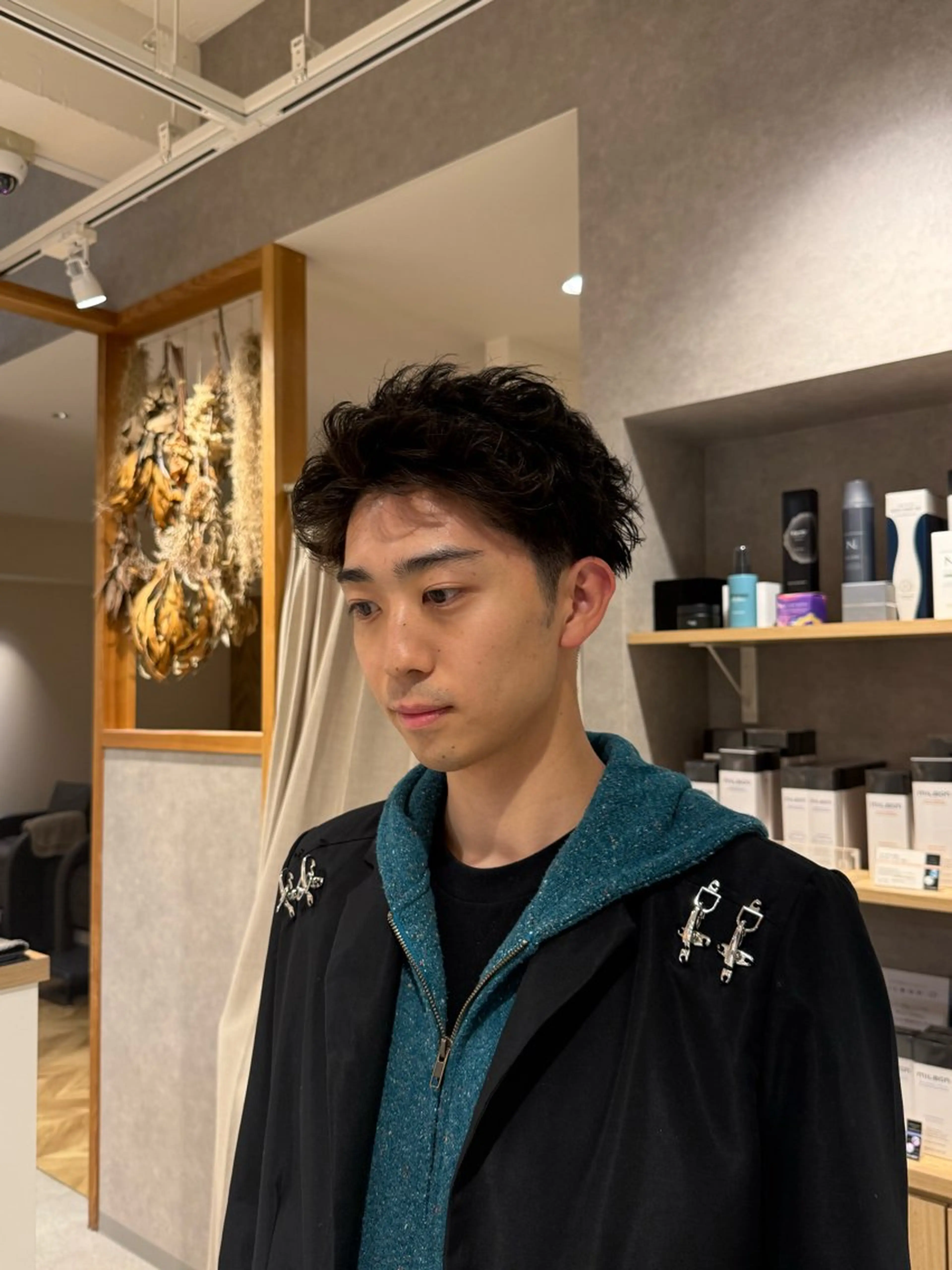 パーマ メンズ メンズパーマ スパイキーショート anju.カット 透明感カラー/パーマのヘアスタイル