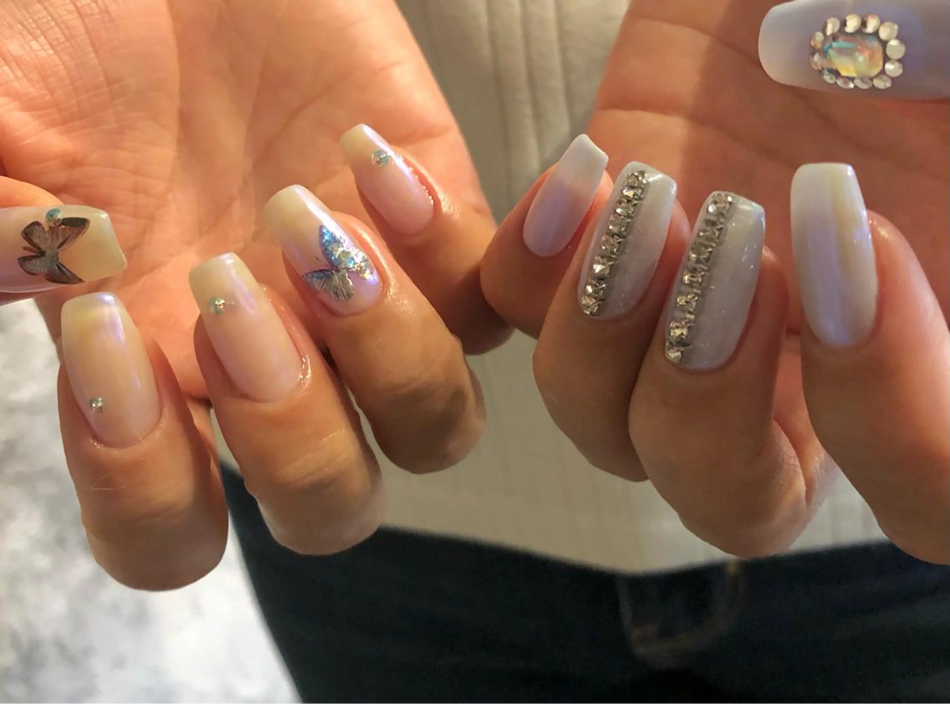 ネイル オーロラネイル パラあり！フィルイン 美フォルムのネイルデザイン