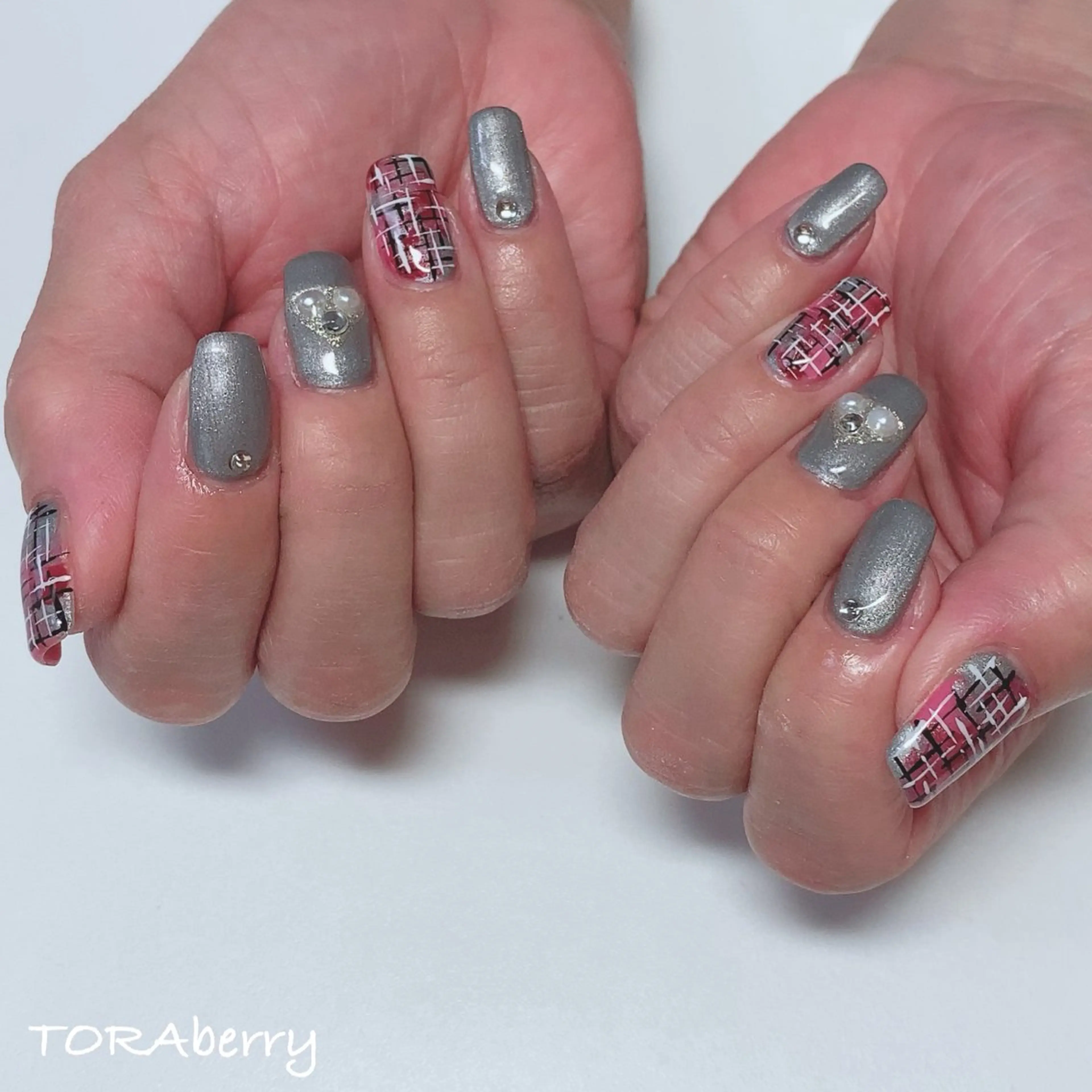 ネイル ハンドネイル ネイリスト なつみのネイルデザイン