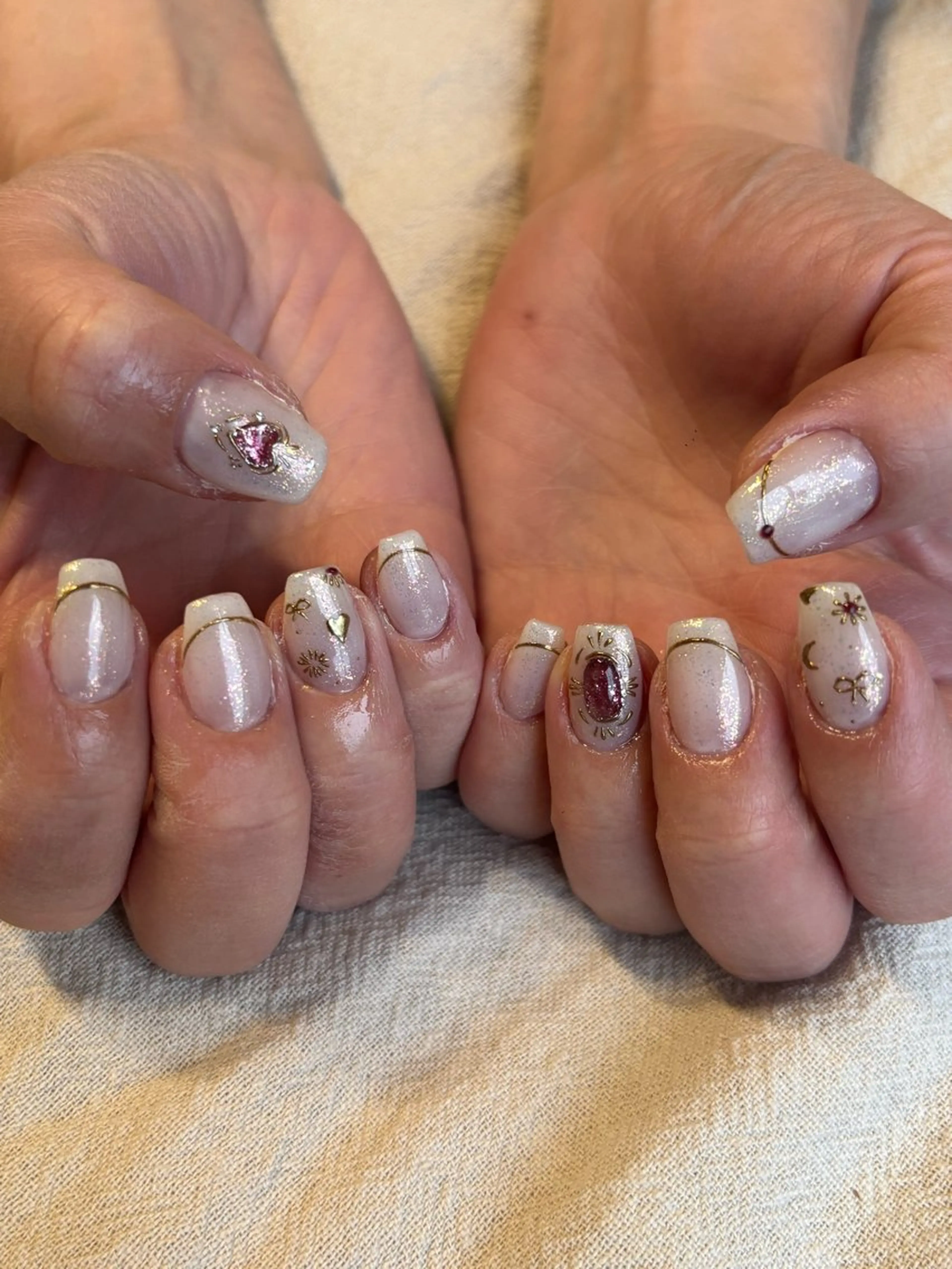 ネイル ハンドネイル Nailist Hinaのネイルデザイン