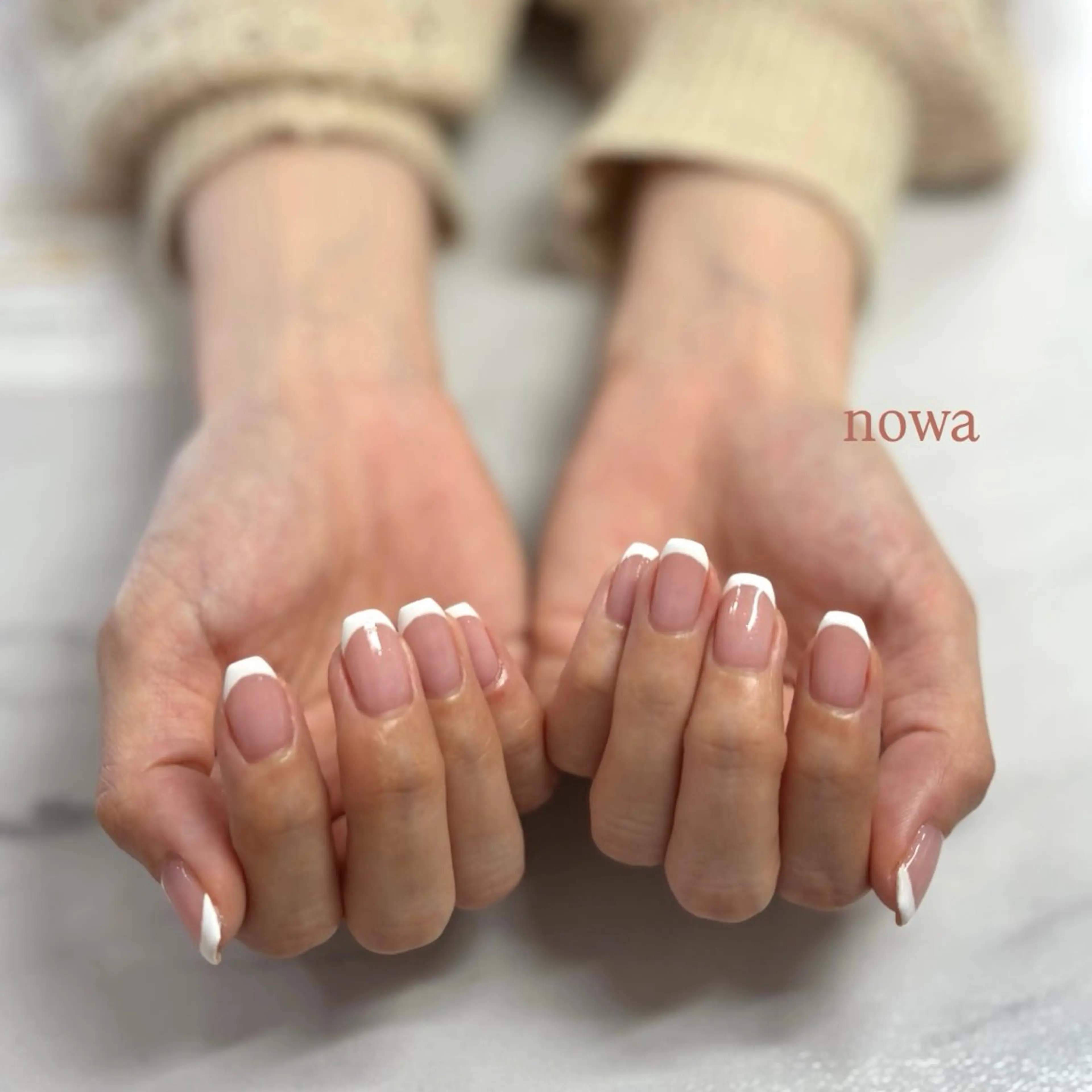 【練習モデル様 平日限定💕】白フレンチ🤍ベースカラー指定有り オフ＋¥880の写真