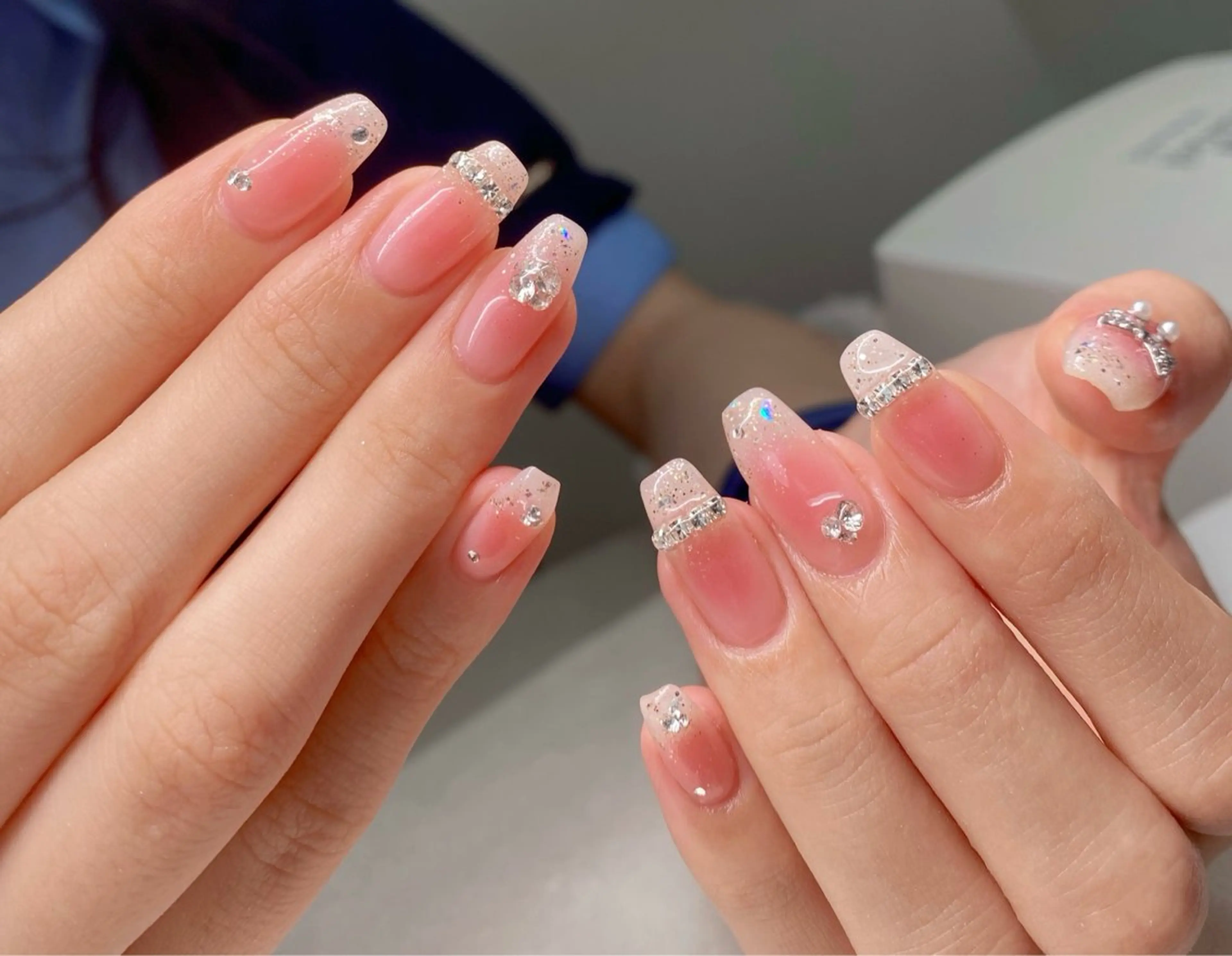 ネイル オーロラネイル チークネイル フレンチネイル 韓国ネイル マグネットネイル REI レイのネイルデザイン