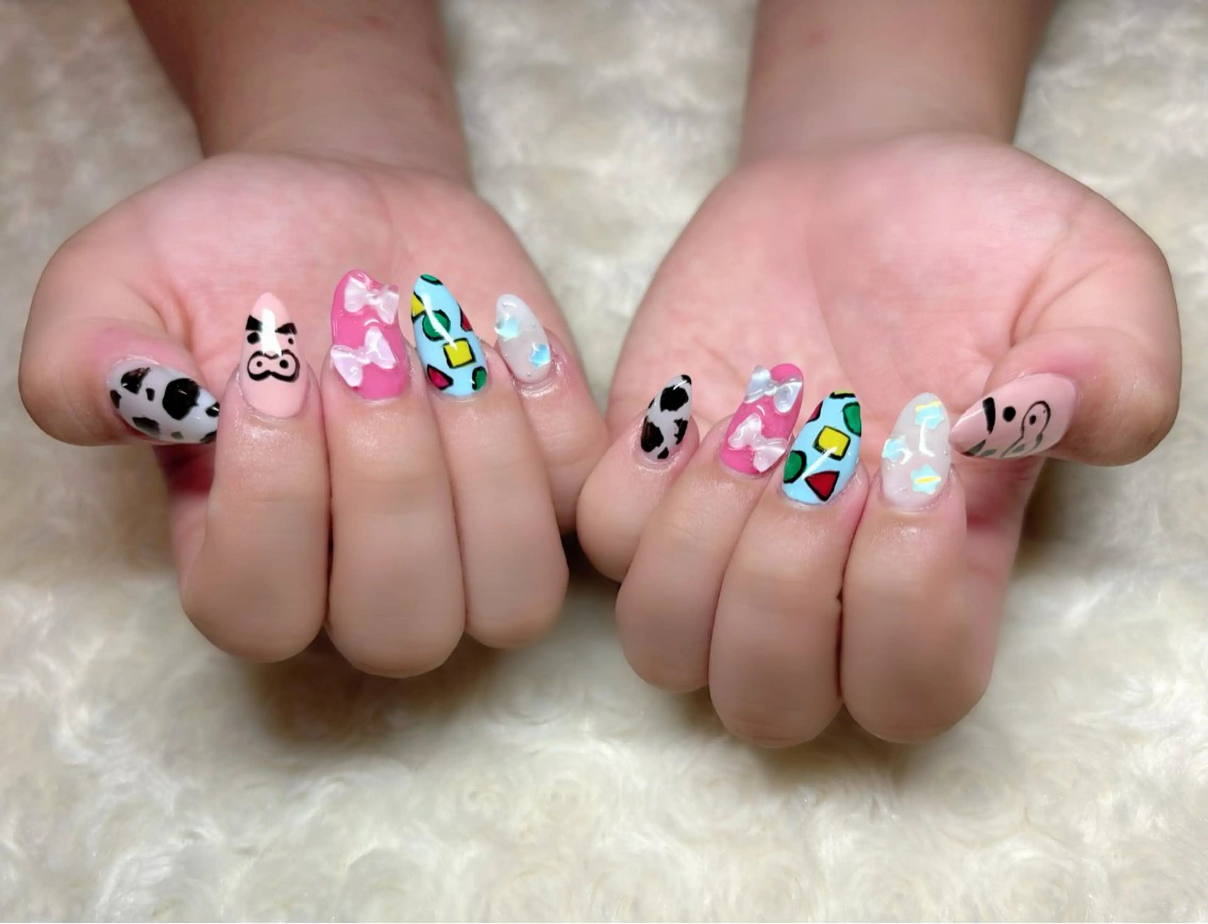 ネイル e.b.mimi Wakanaのネイルデザイン