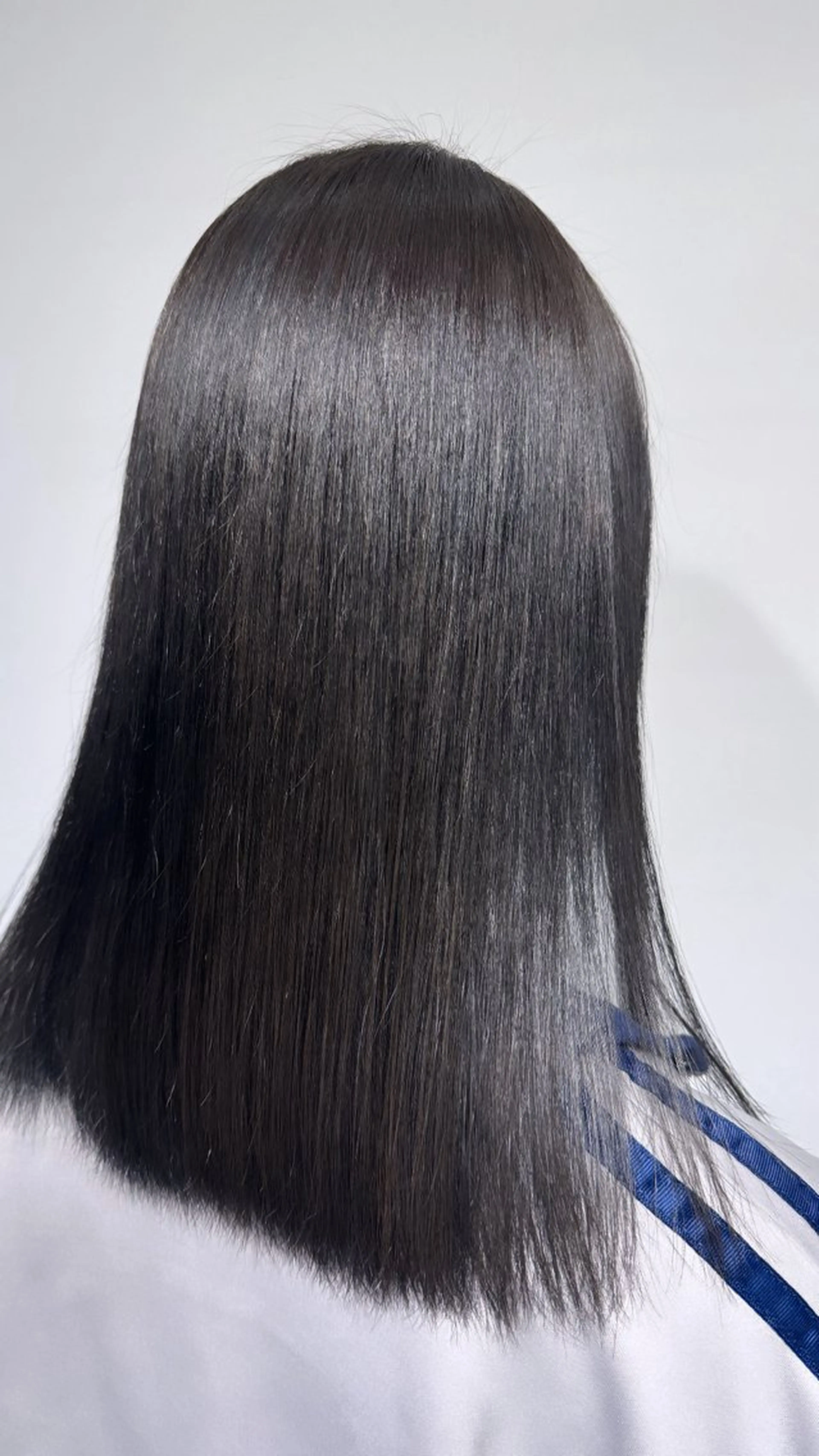 セミロング カラー 黒髪 ブリーチ ブルーカラー ブルーブラック ブリーチなしカラー beaute錦糸町 🦖⋆͛yuka💚のヘアスタイル