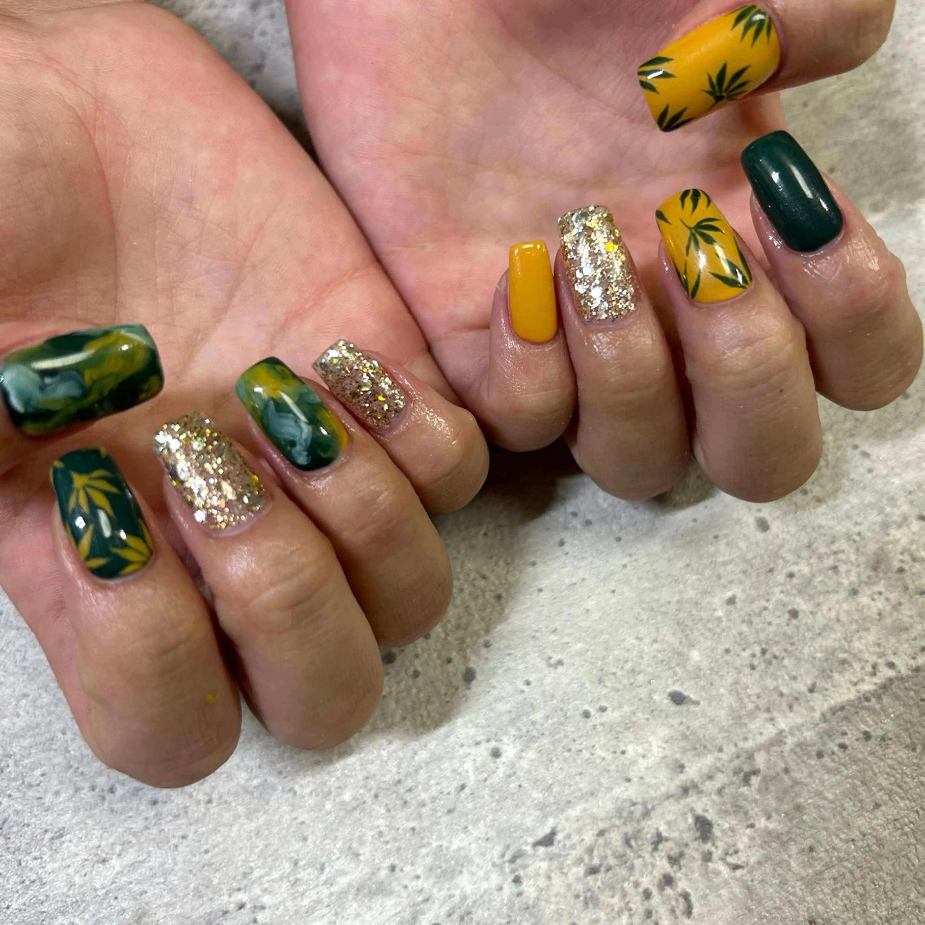 ネイル 今福鶴見ネイル 8(ｴｲﾄ)のネイルデザイン