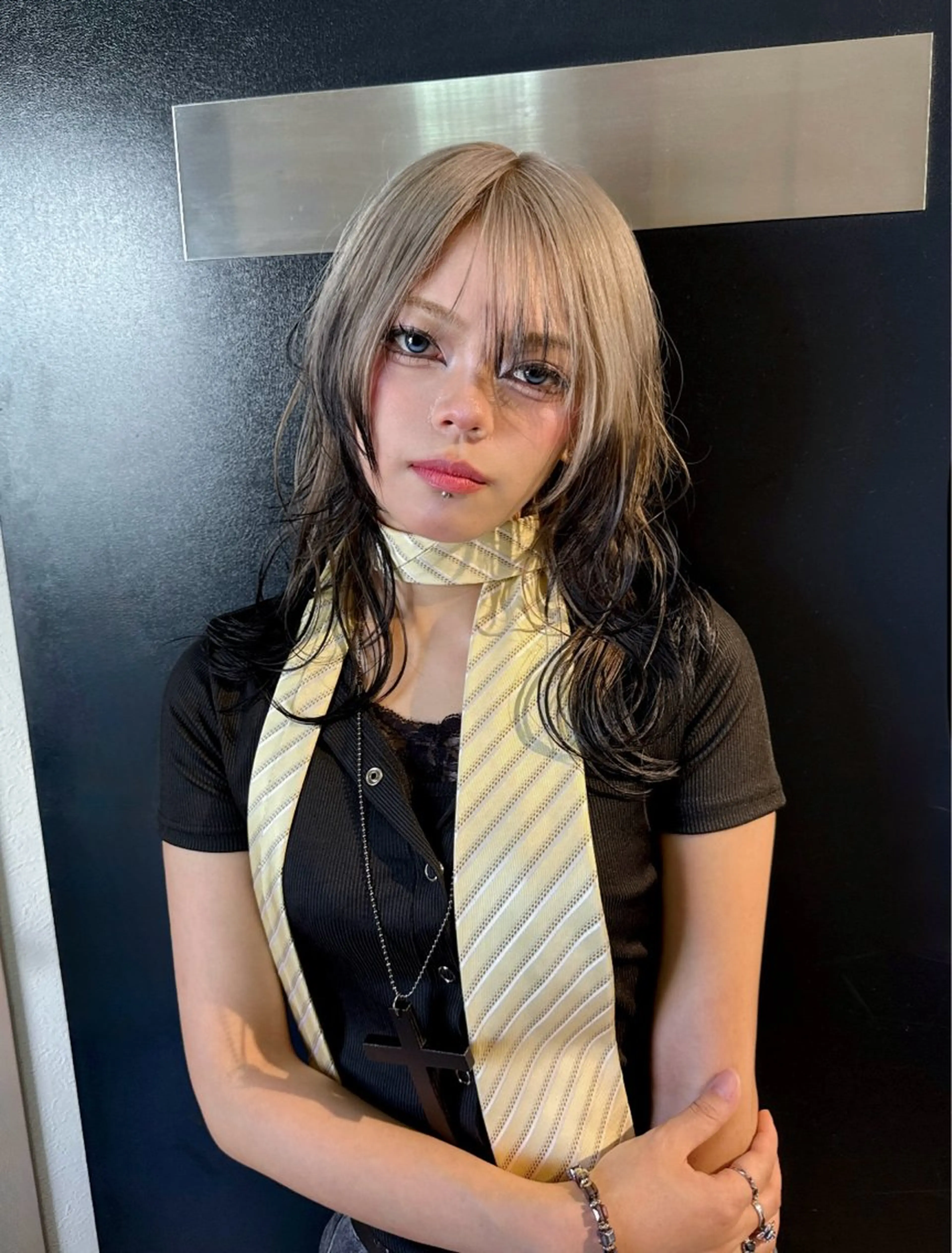 ロング カラー パーマ ヘアアレンジ 切りっぱなしボブ ブリーチ ケアブリーチ デザインカラー ダブルカラー 【.ico】心斎橋/ ウルフ/飛田ゆうきのヘアスタイル