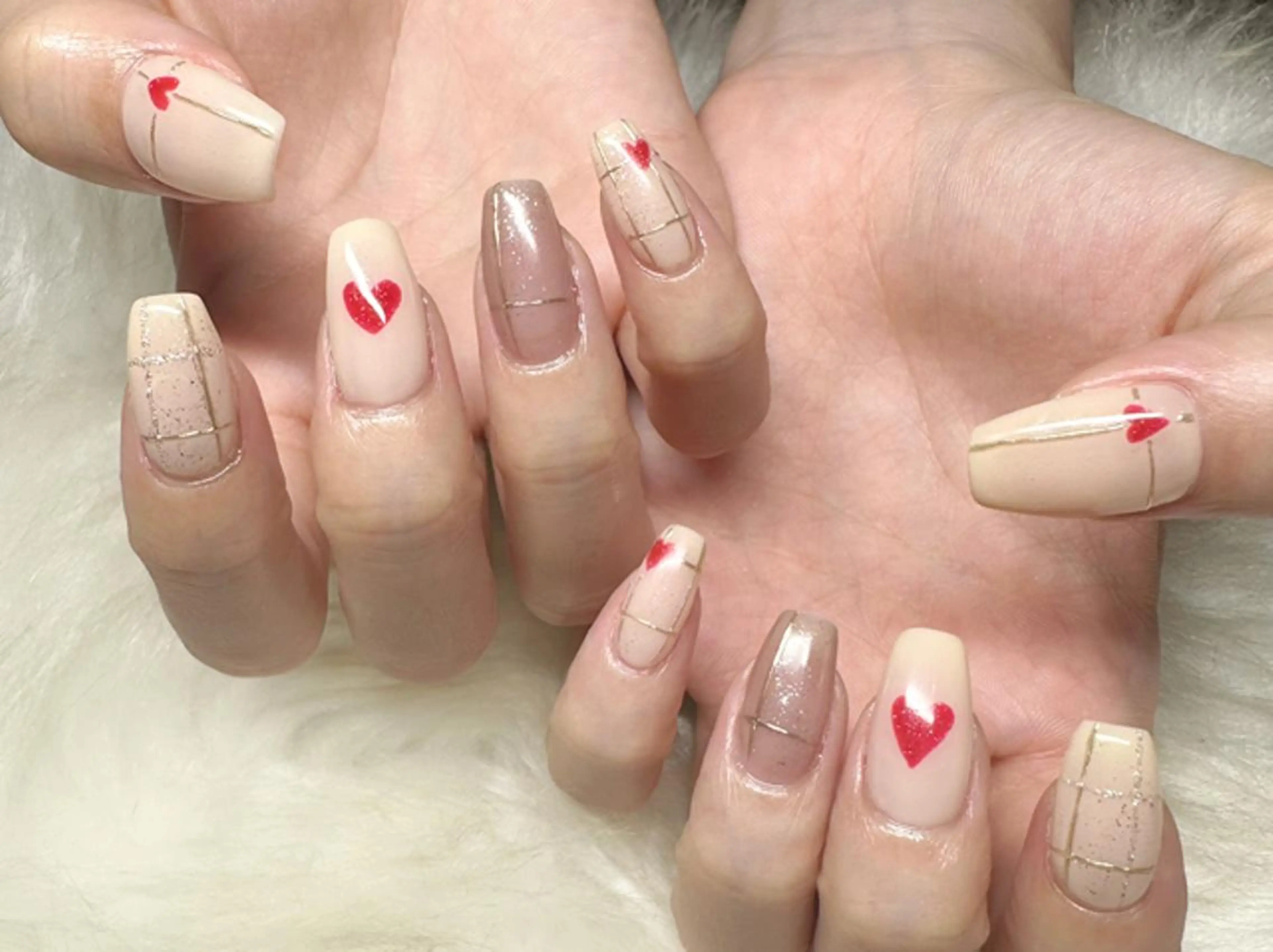 ネイル ハンドネイル Miku. Nのネイルデザイン