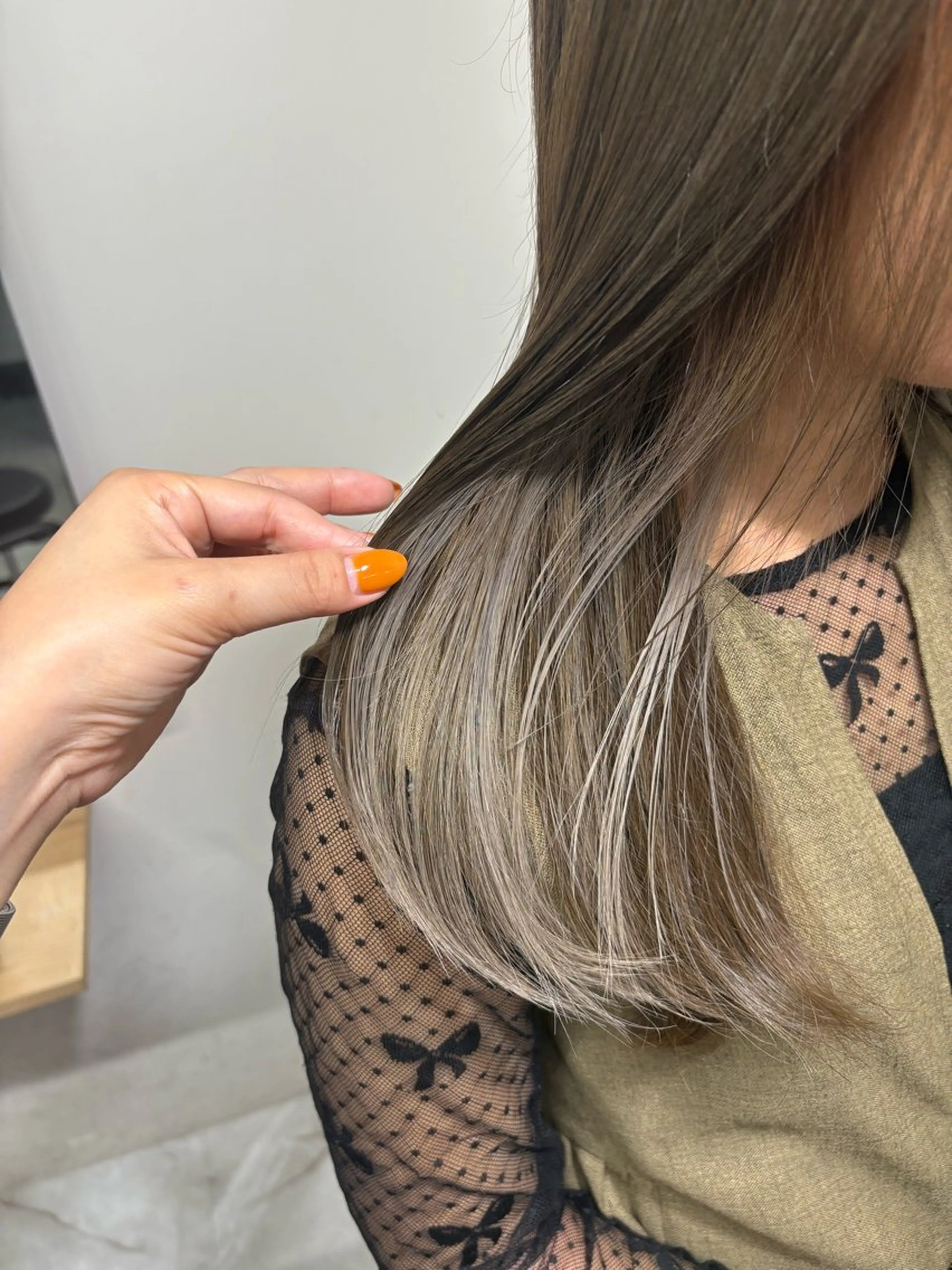 カラー 梅田美容室 高山アヤのヘアスタイル