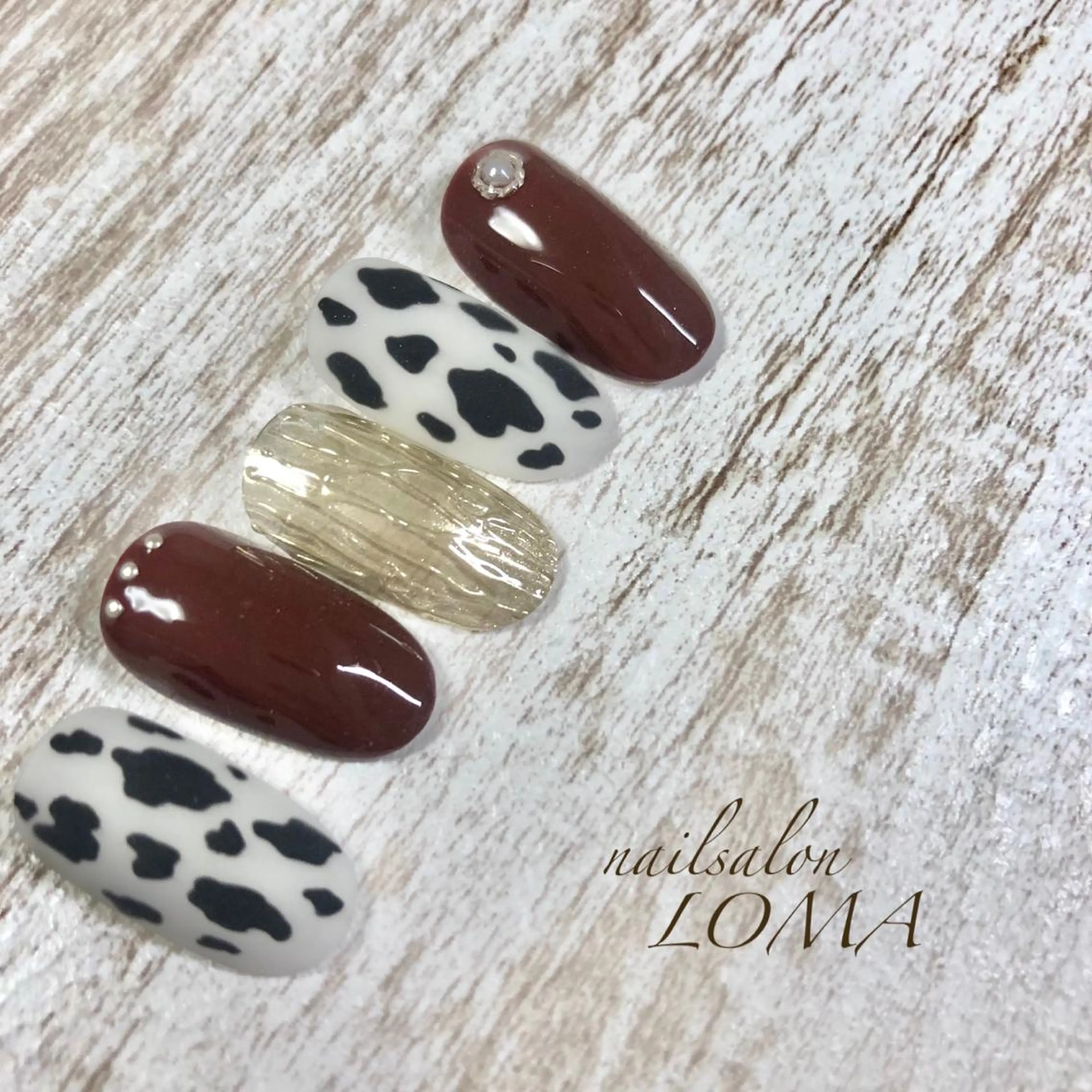 ネイル アニマル柄 m-nail 🌙minamiのネイルデザイン