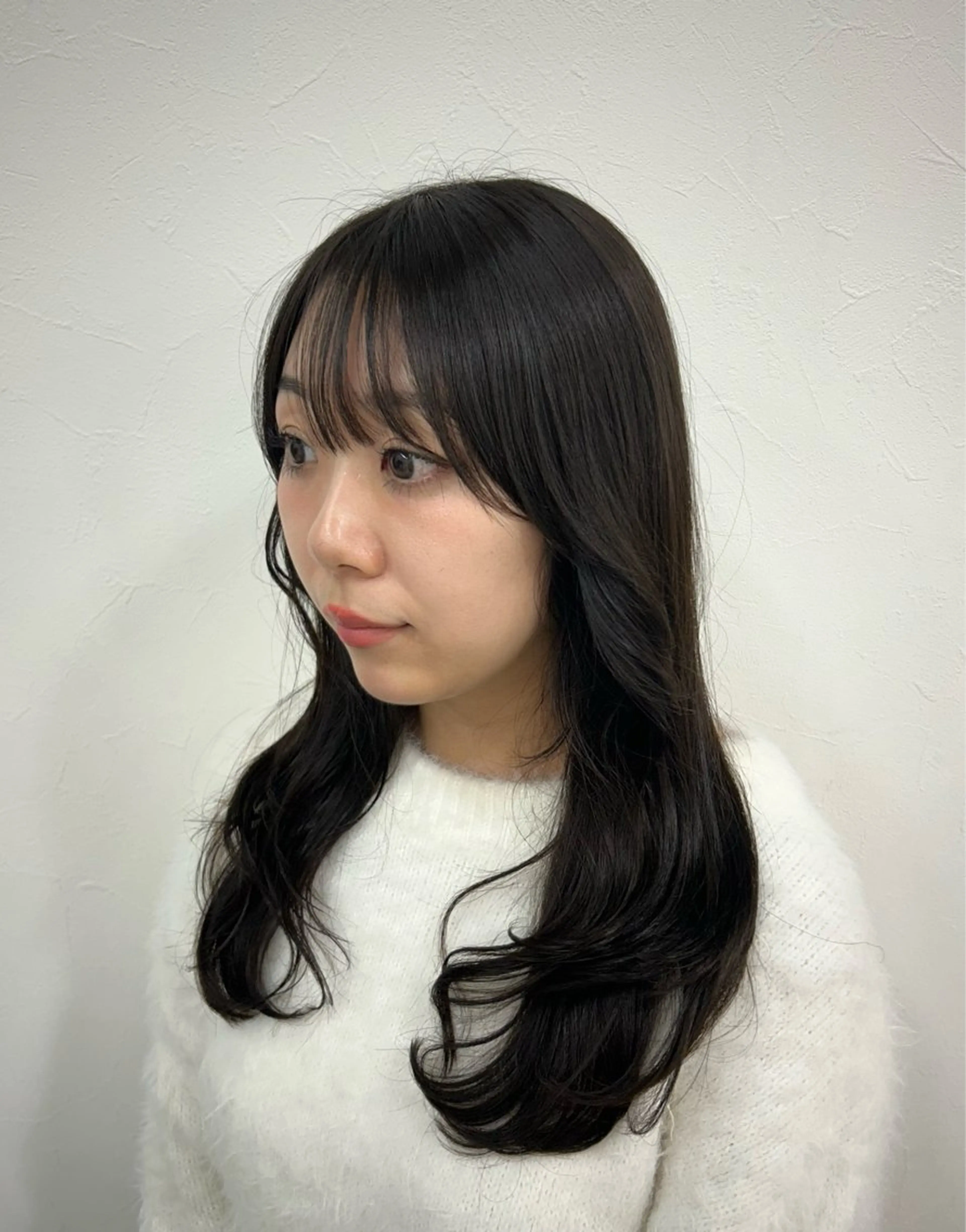 ロング レイヤーカット 對馬 光梨のヘアスタイル