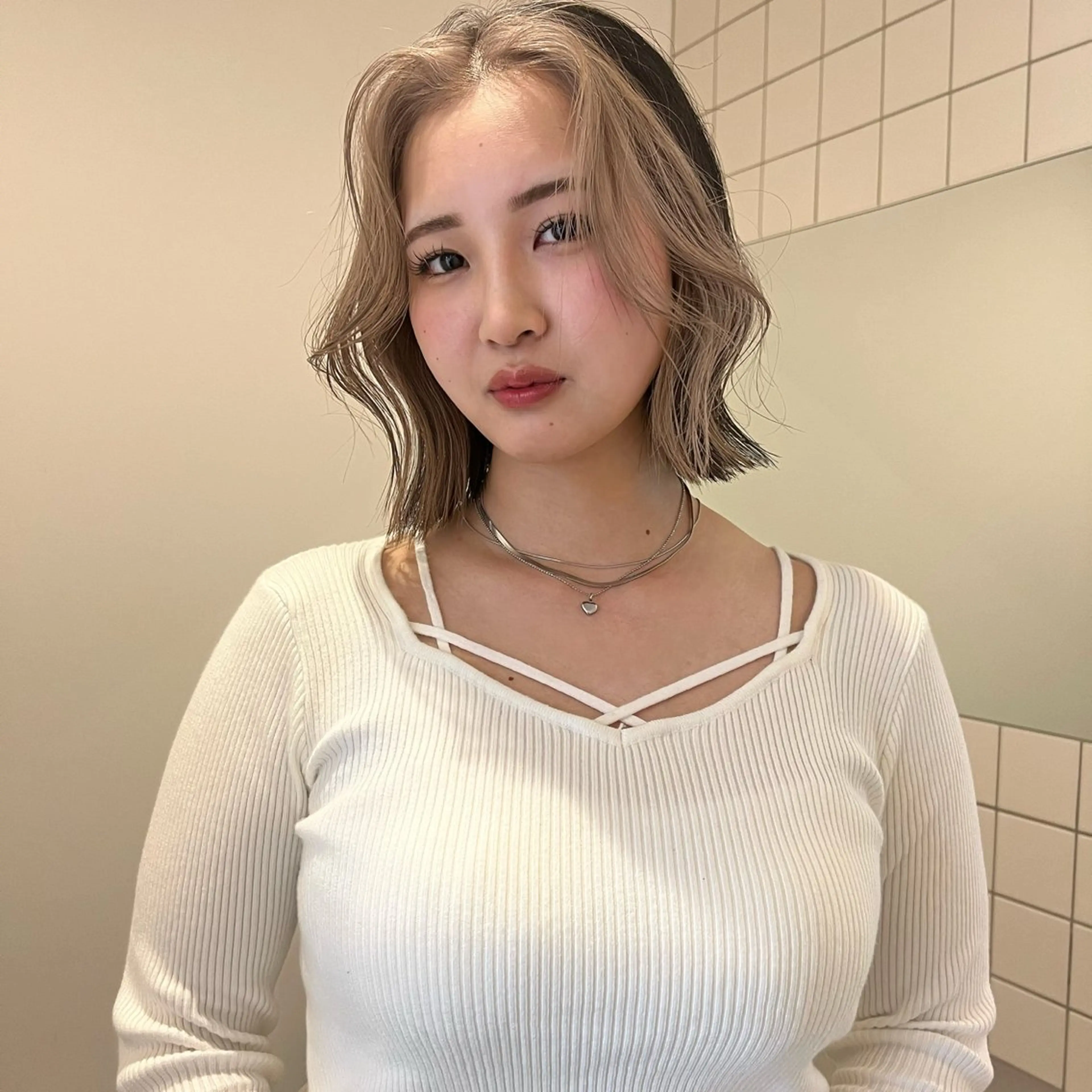 ミディアム カット ヘアカラー 舟橋耀/ブリーチカラ ー/レイヤーカットのヘアスタイル