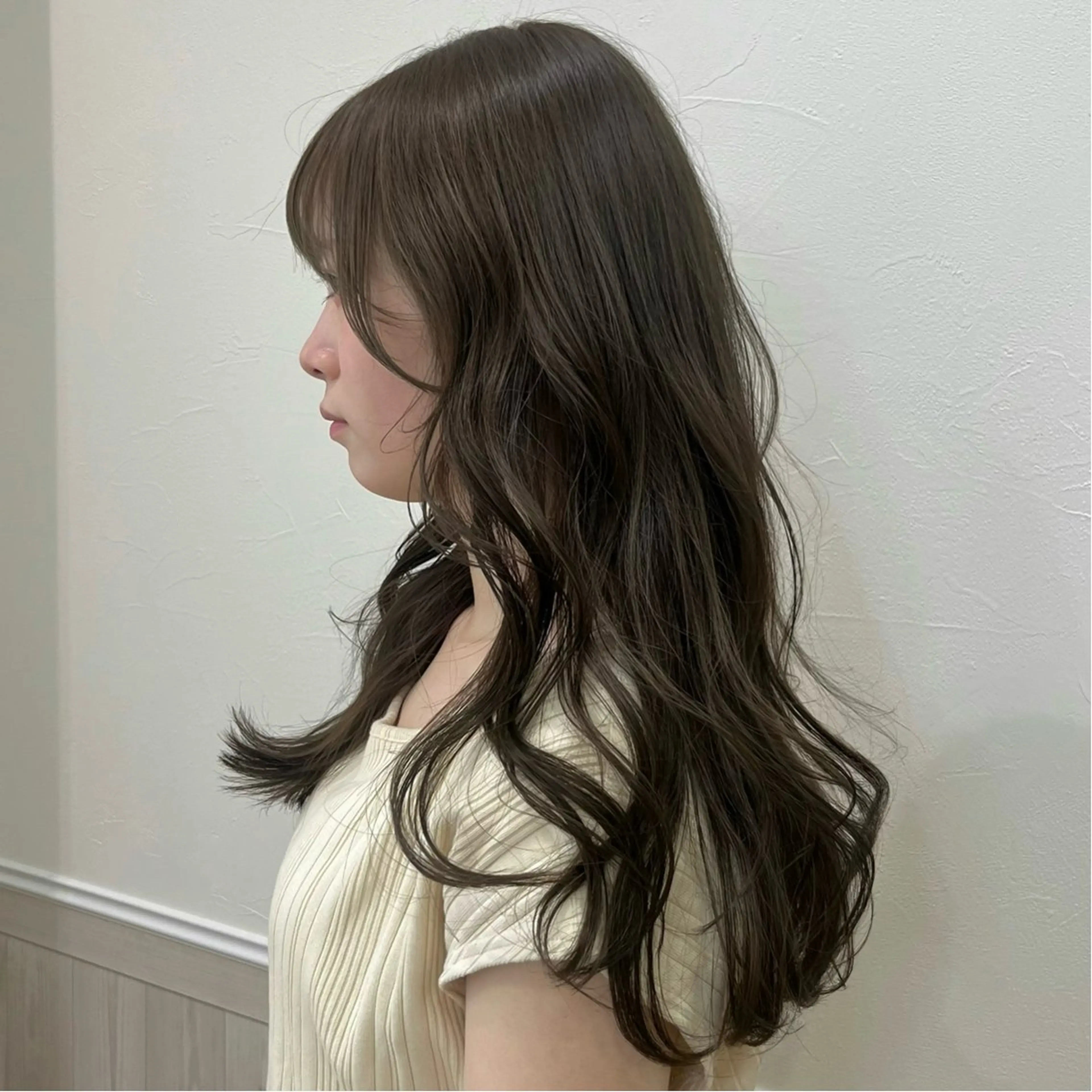ロング カラー SUZUKI ITSUKIのヘアスタイル