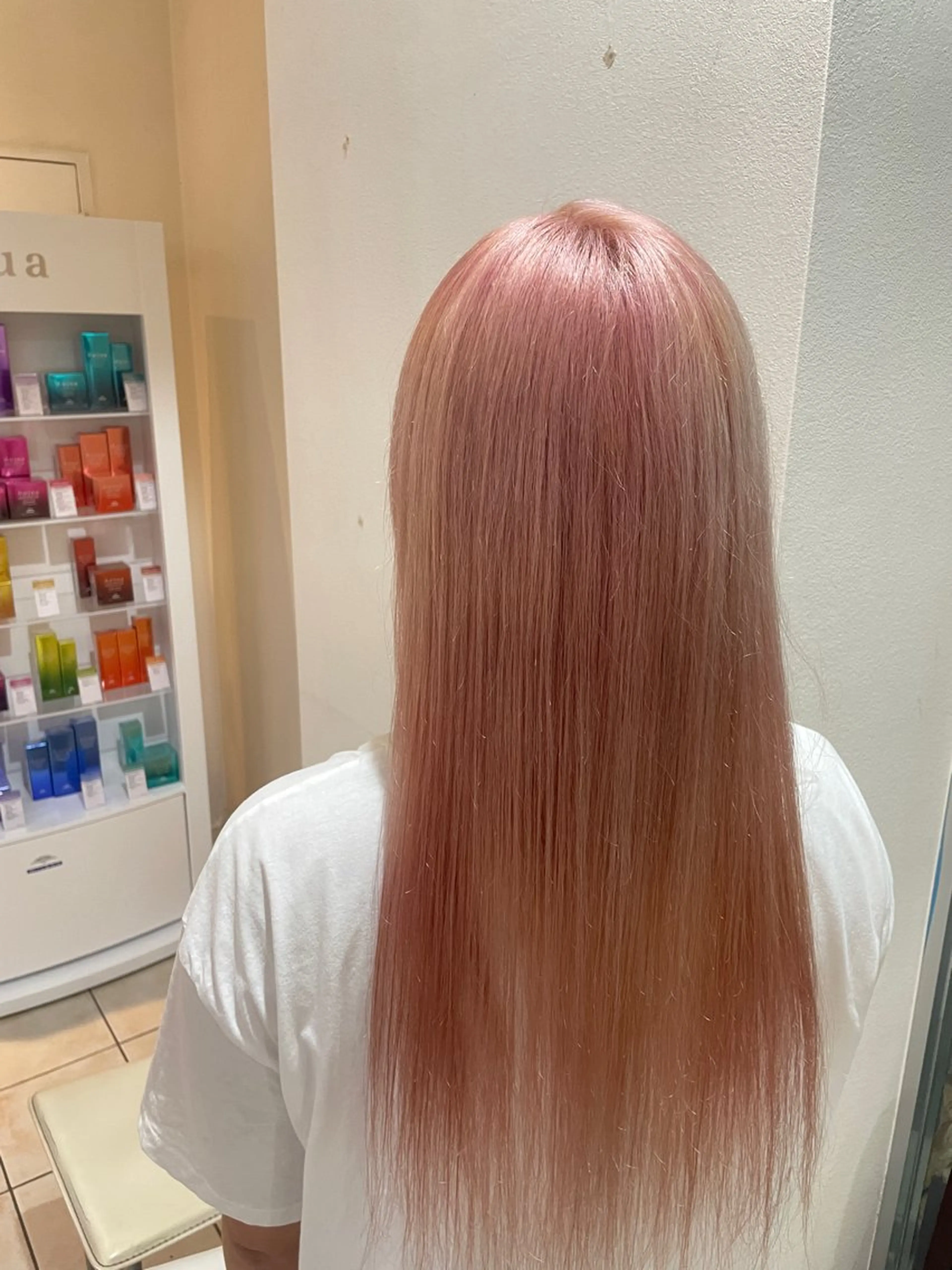 ロング カラー ブリーチ/ヘアセット 【𝙍𝙞𝙣𝙤】のヘアスタイル