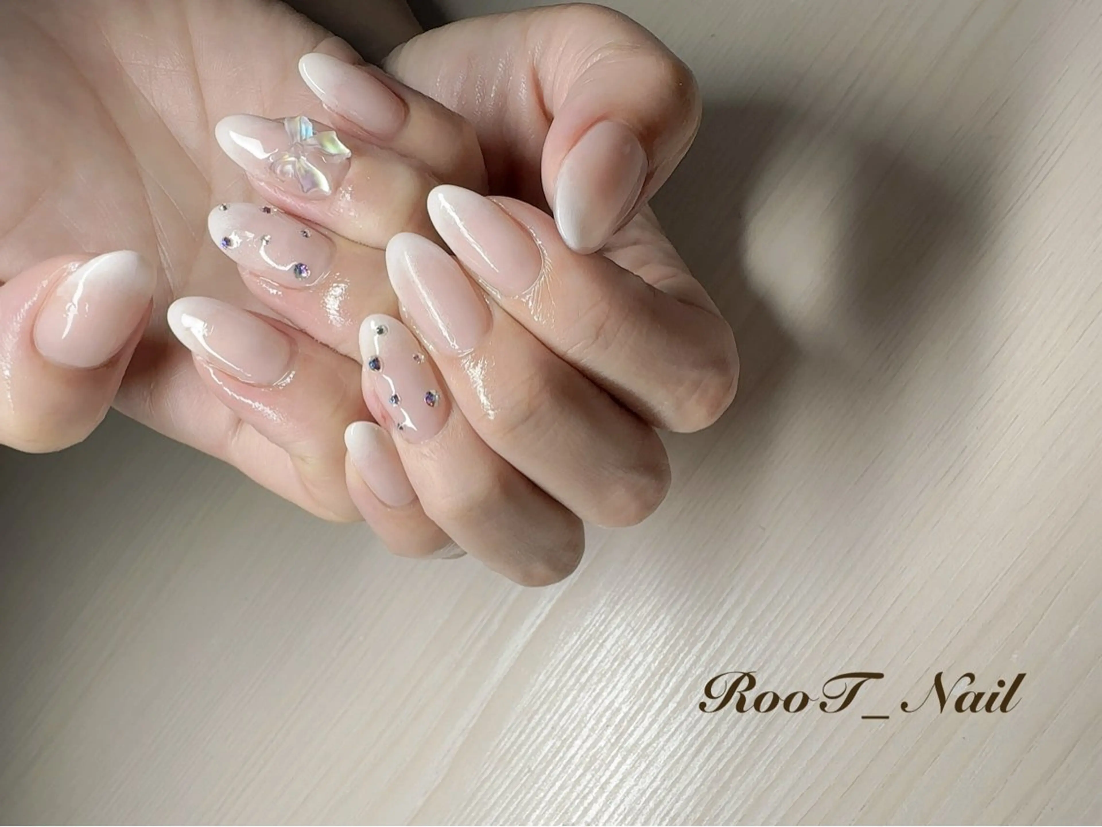 ネイル ハンドネイル RooT Nailのネイルデザイン