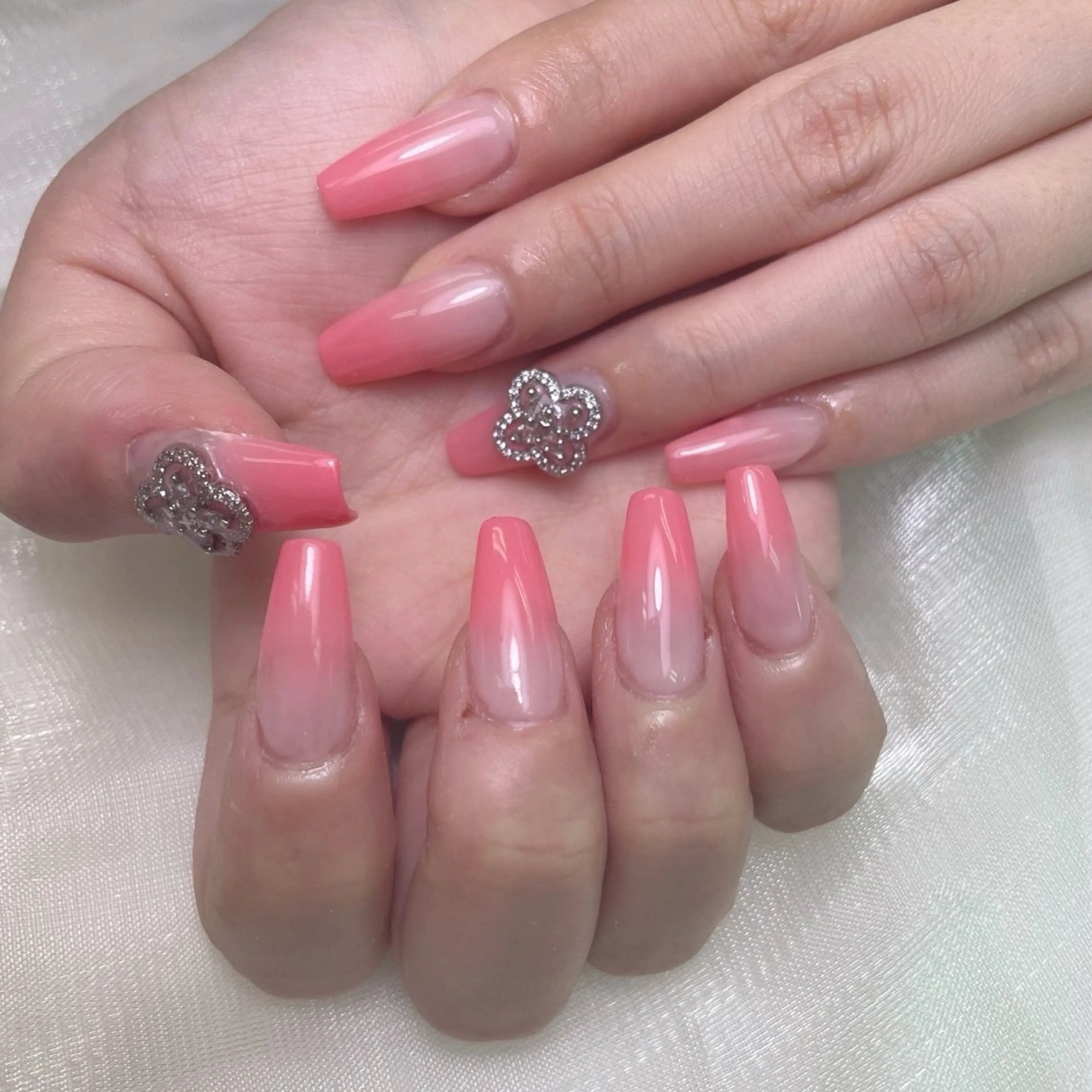 ネイル ハンドネイル lucky nail 歌舞伎町のネイルデザイン