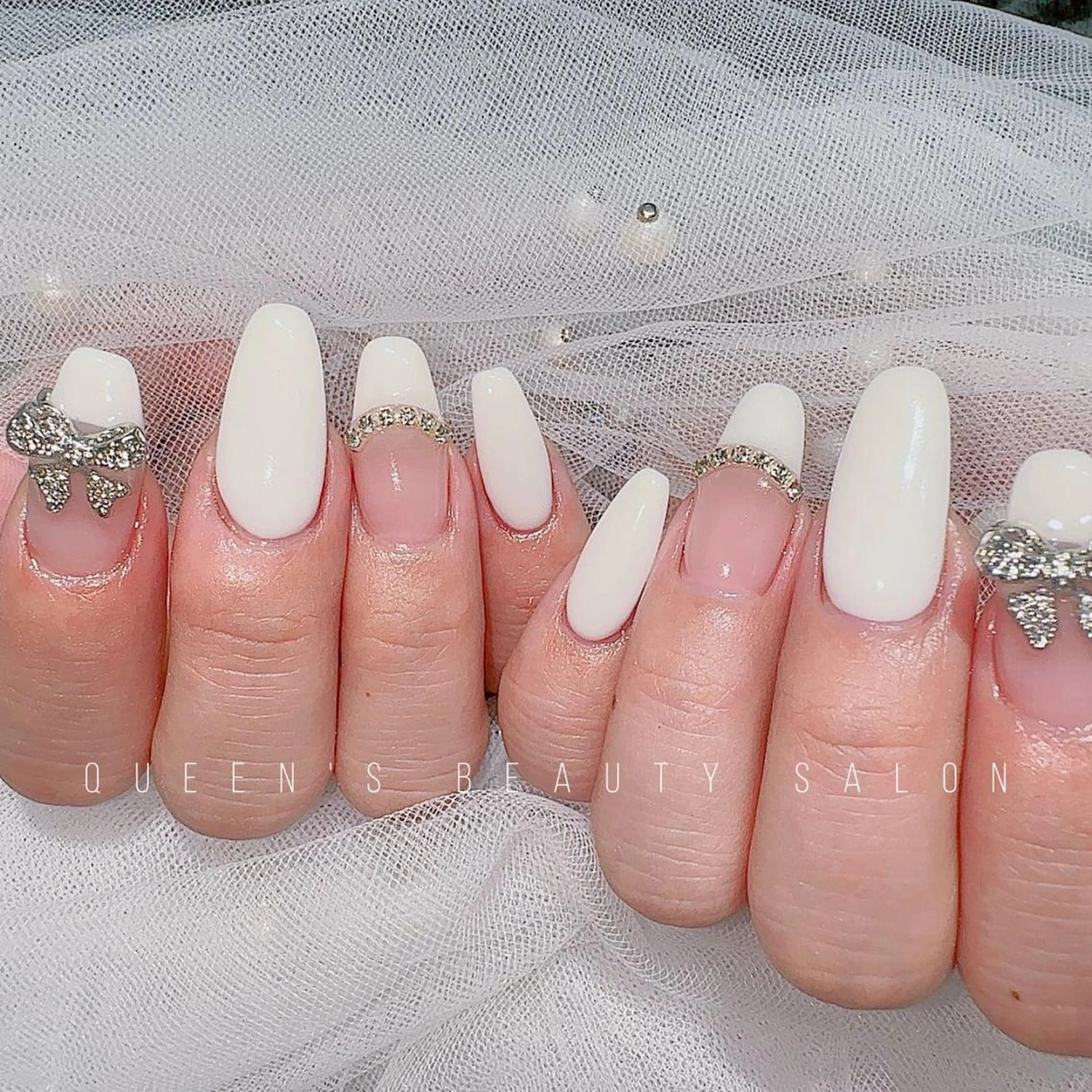 ネイル ハンドネイル Queens マオのネイルデザイン