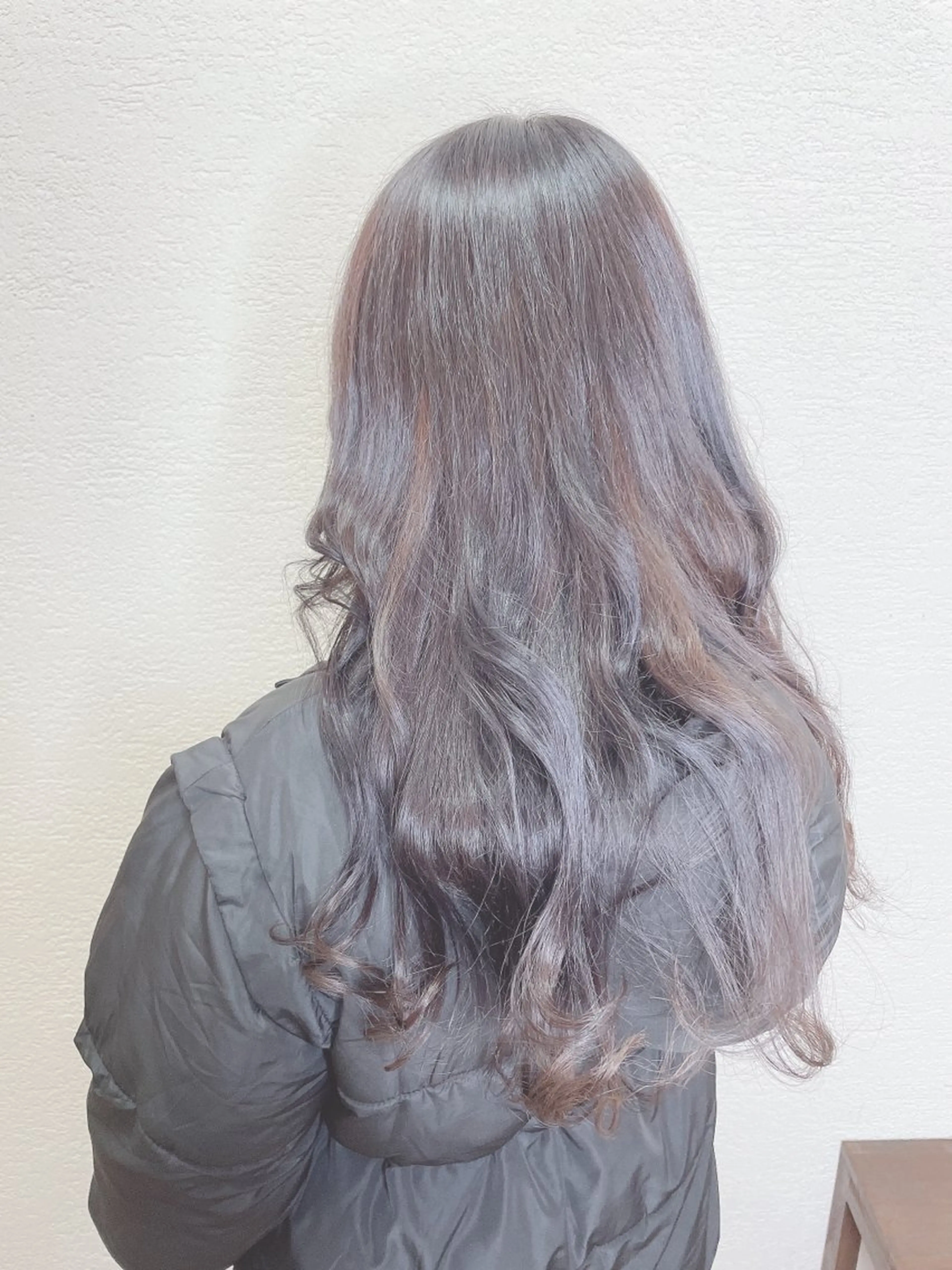 ロング カラー ダークグレー ダークグレージュ グレージュ カット ヘアカラー トリートメント ❣️モードケイズ塚口 和田一将のヘアスタイル