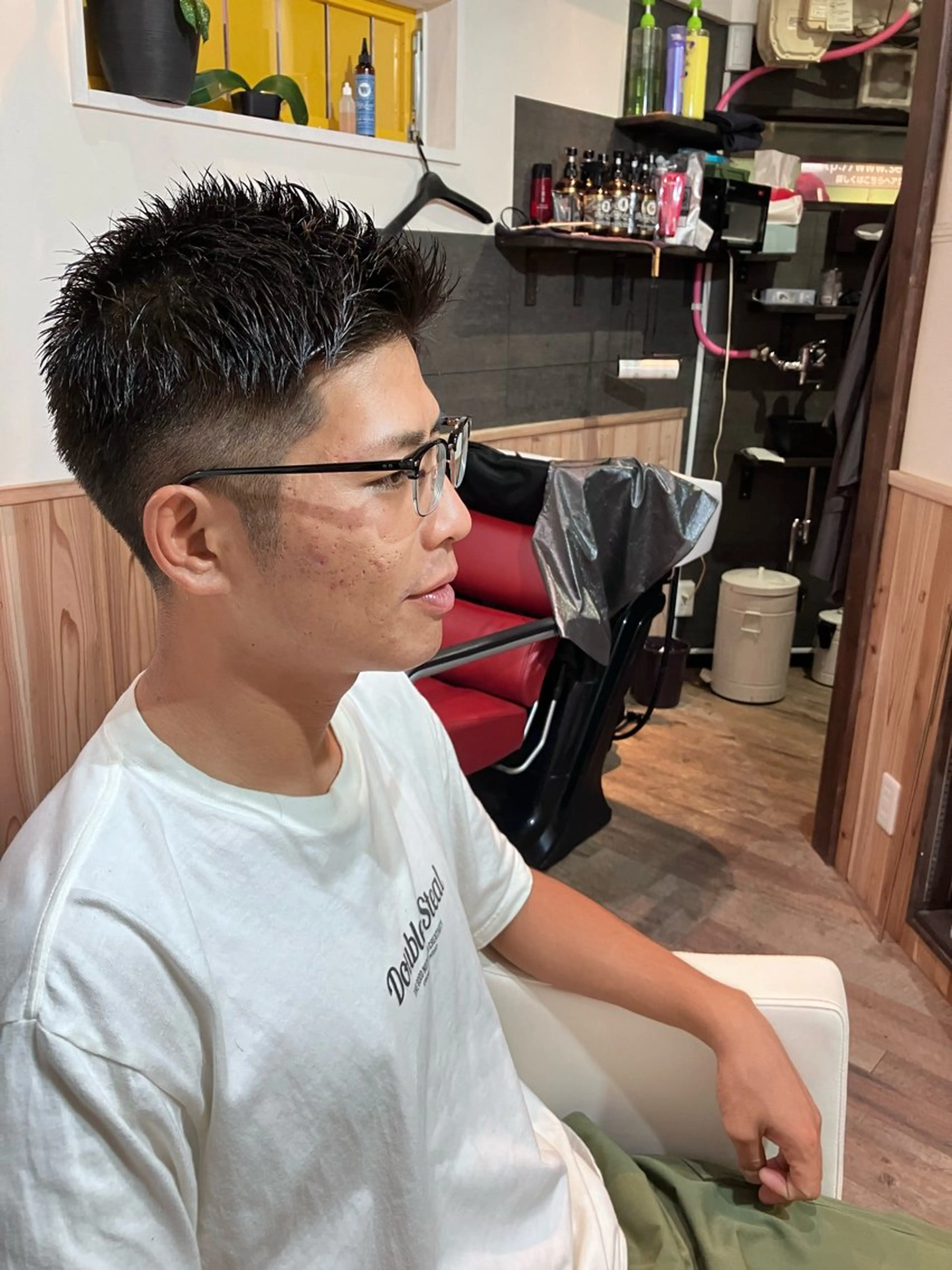 ショート メンズ ショートヘア レイヤー/ブリーチ｜ 特殊パーマ/赤澤のヘアスタイル