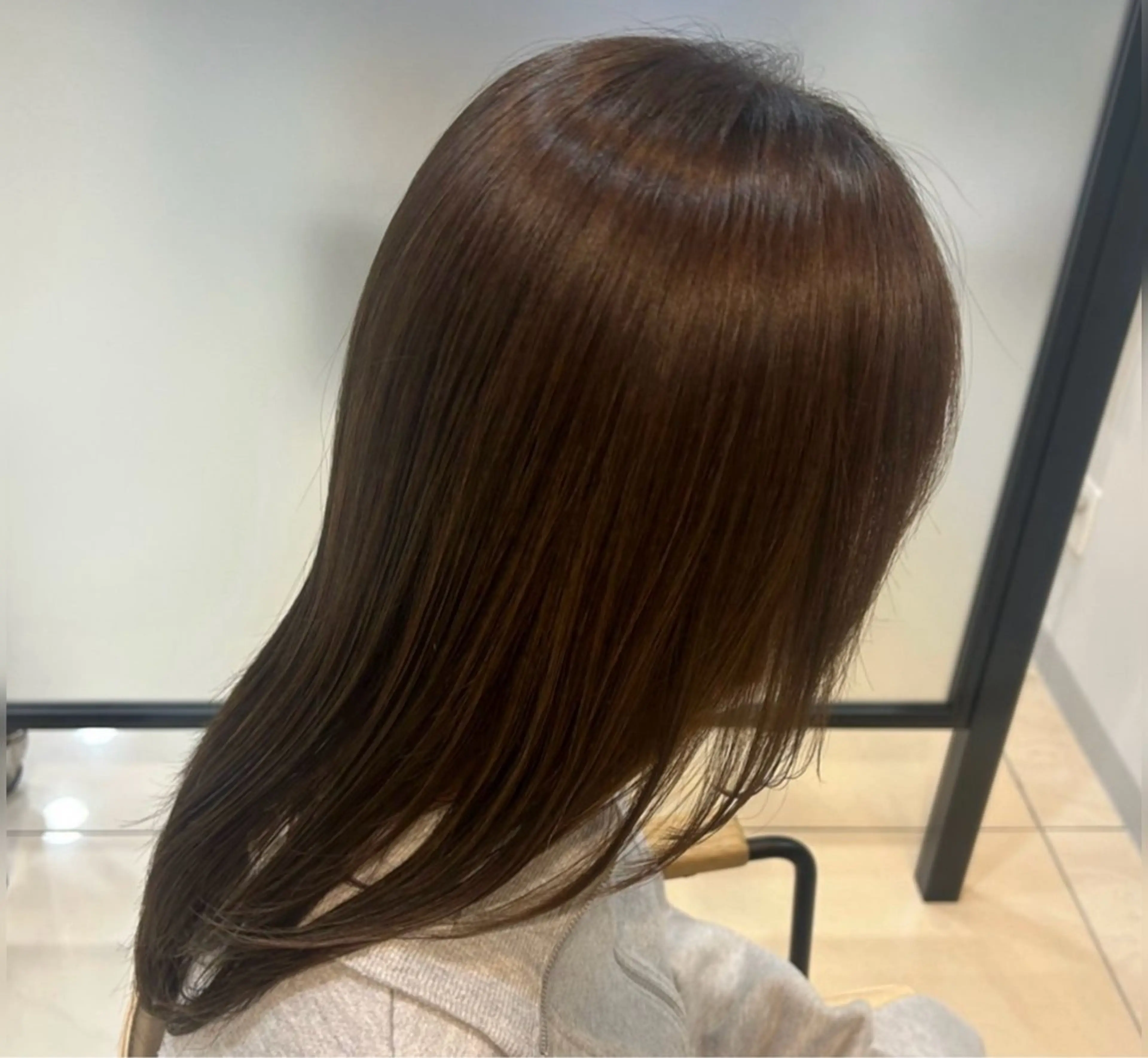 ロング カラー ベージュカラー ブリーチ 透明感カラー ブリーチなしカラー オリーブベージュ LiTA. はません 太田 瑠花のヘアスタイル