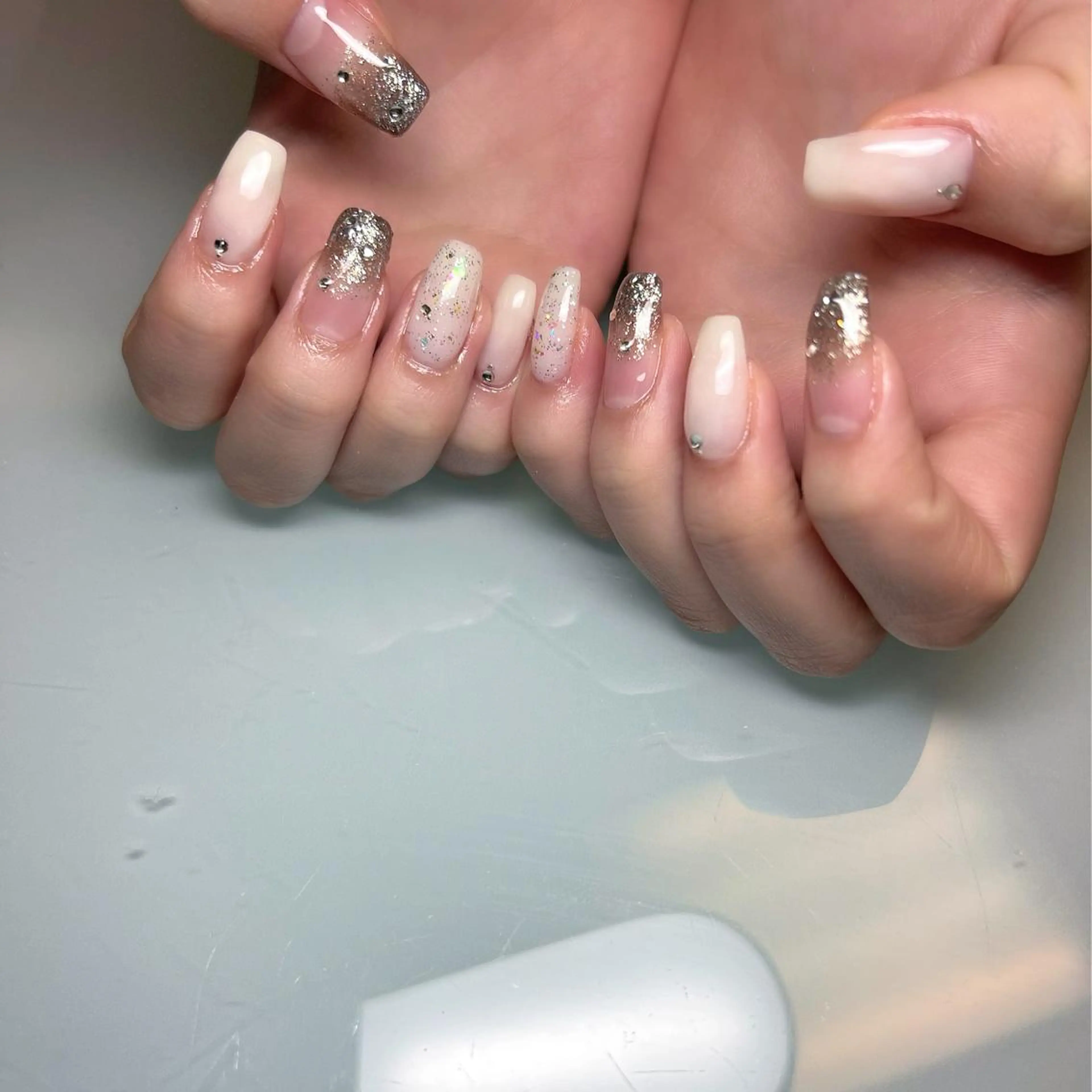 ネイル maison dari (ﾒｿﾞﾝ   ﾀﾞﾘ )所属・高橋 ユカのネイルデザイン