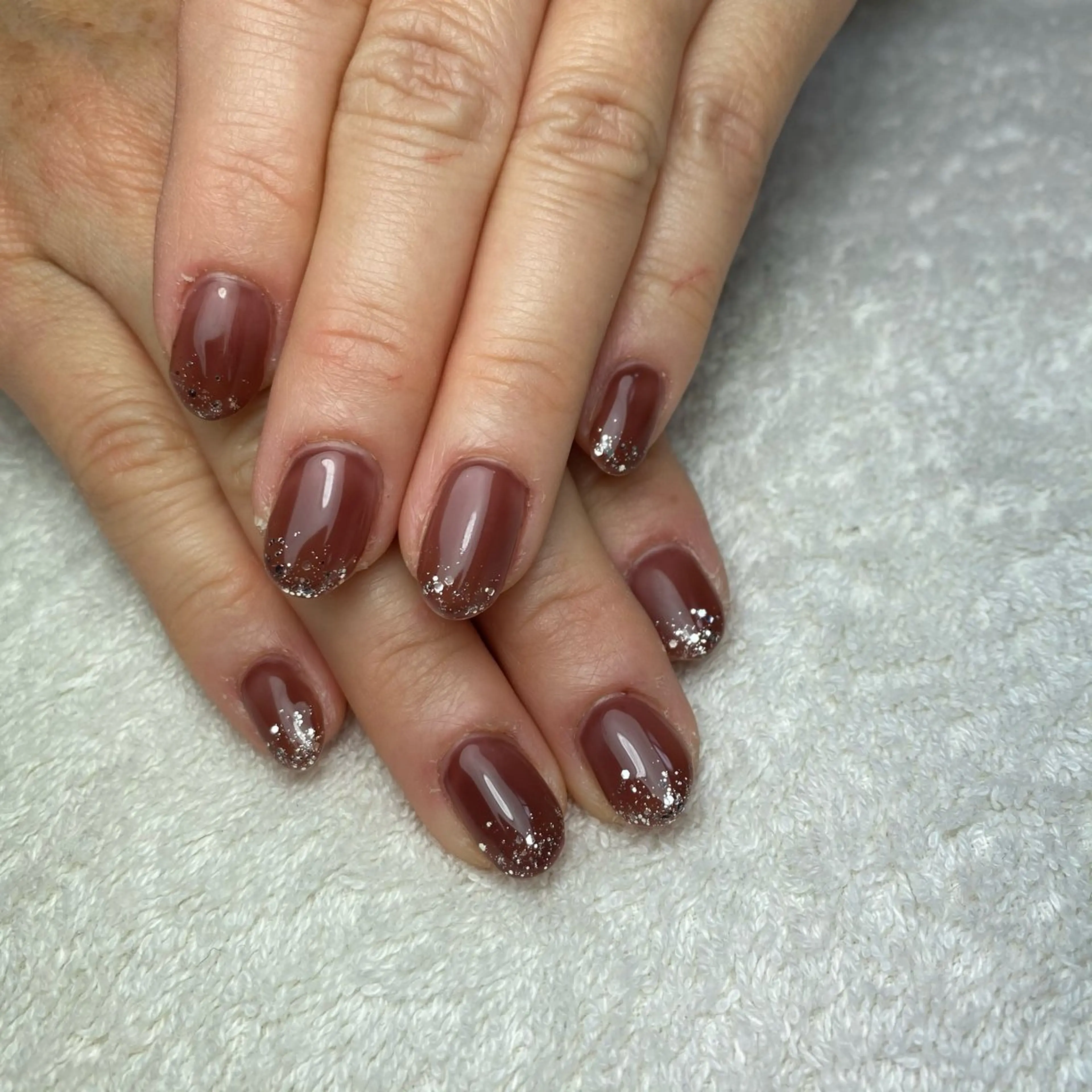 ネイル ブラウン ラメ(グリッター) ハンドネイル COCO +のエステ・リラクイメージ