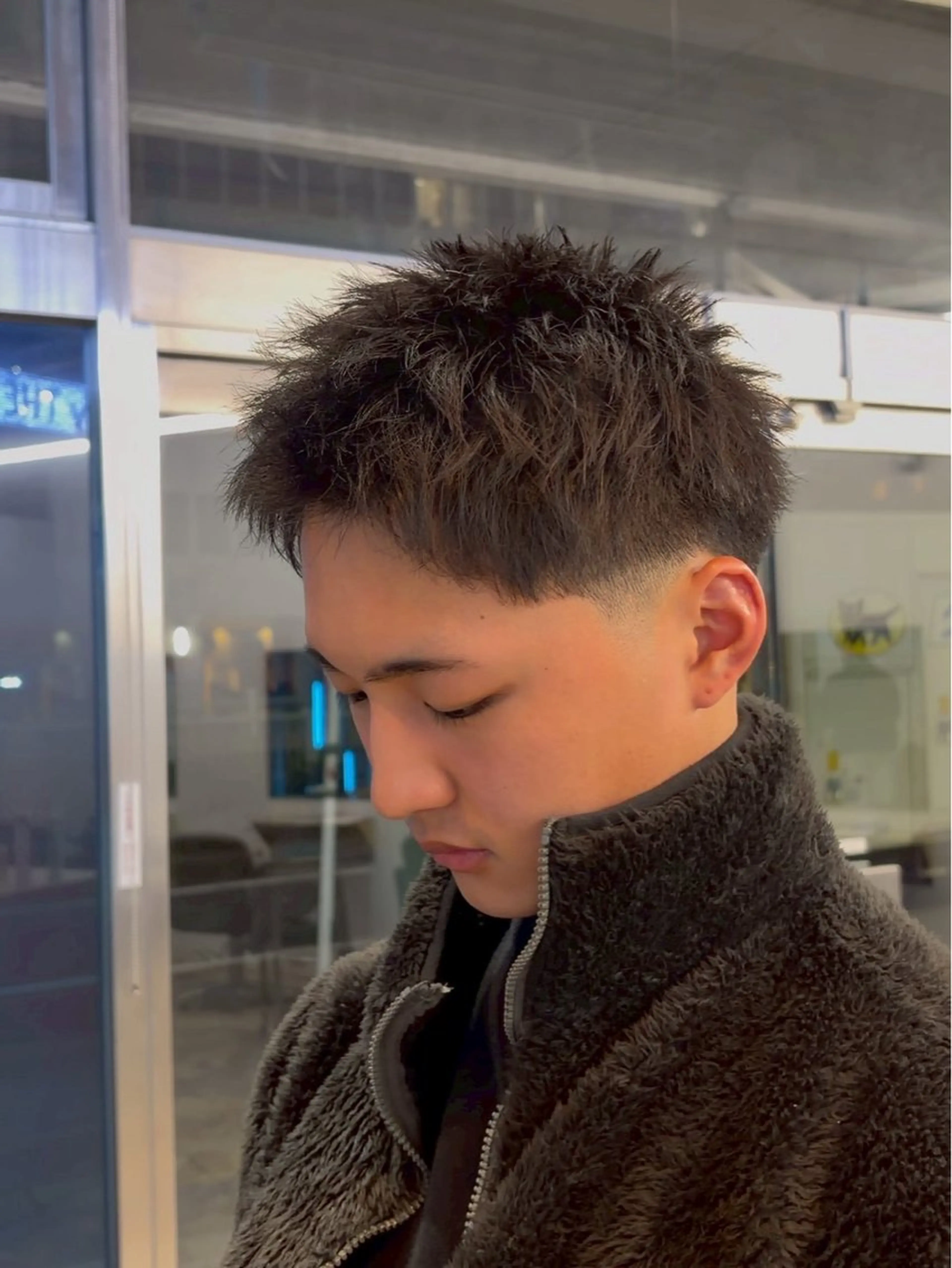 メンズ スパイキーショート 刈り上げ 小林 大和のヘアスタイル