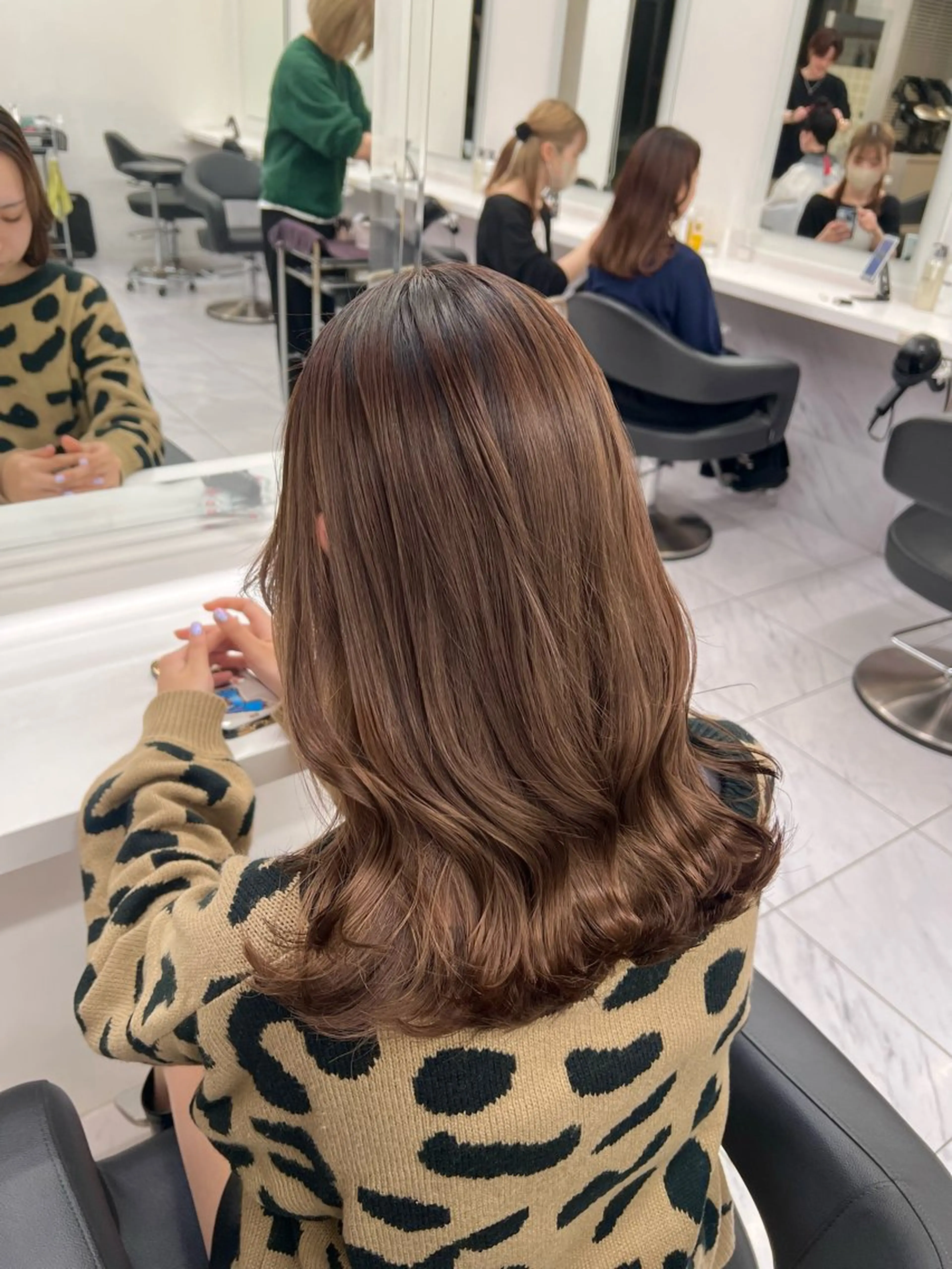 セミロング カラー 💖札幌カラー 指名No.1💖玲奈のヘアスタイル