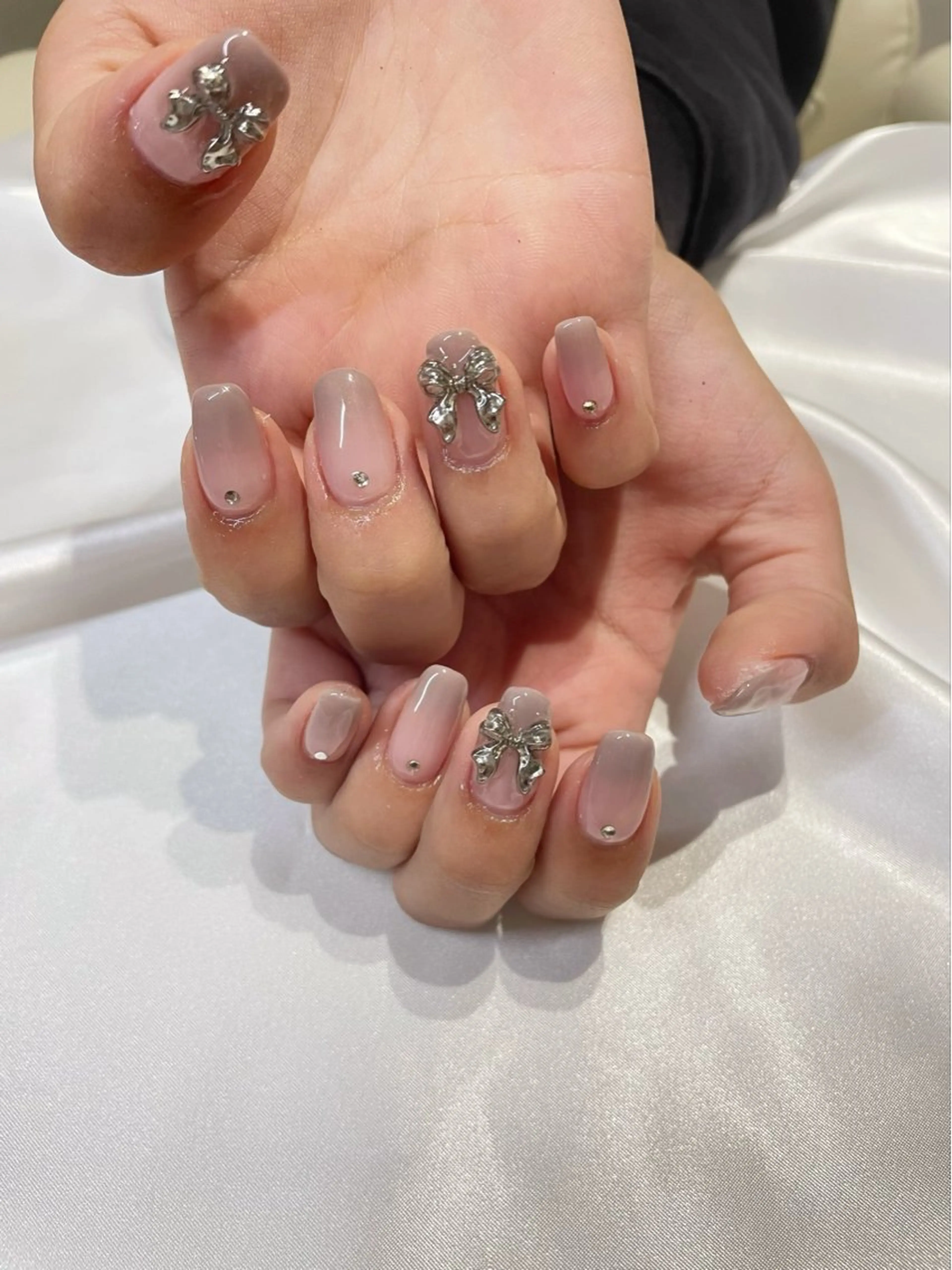 ネイル Roa🎀 ercher立川南口のネイルデザイン