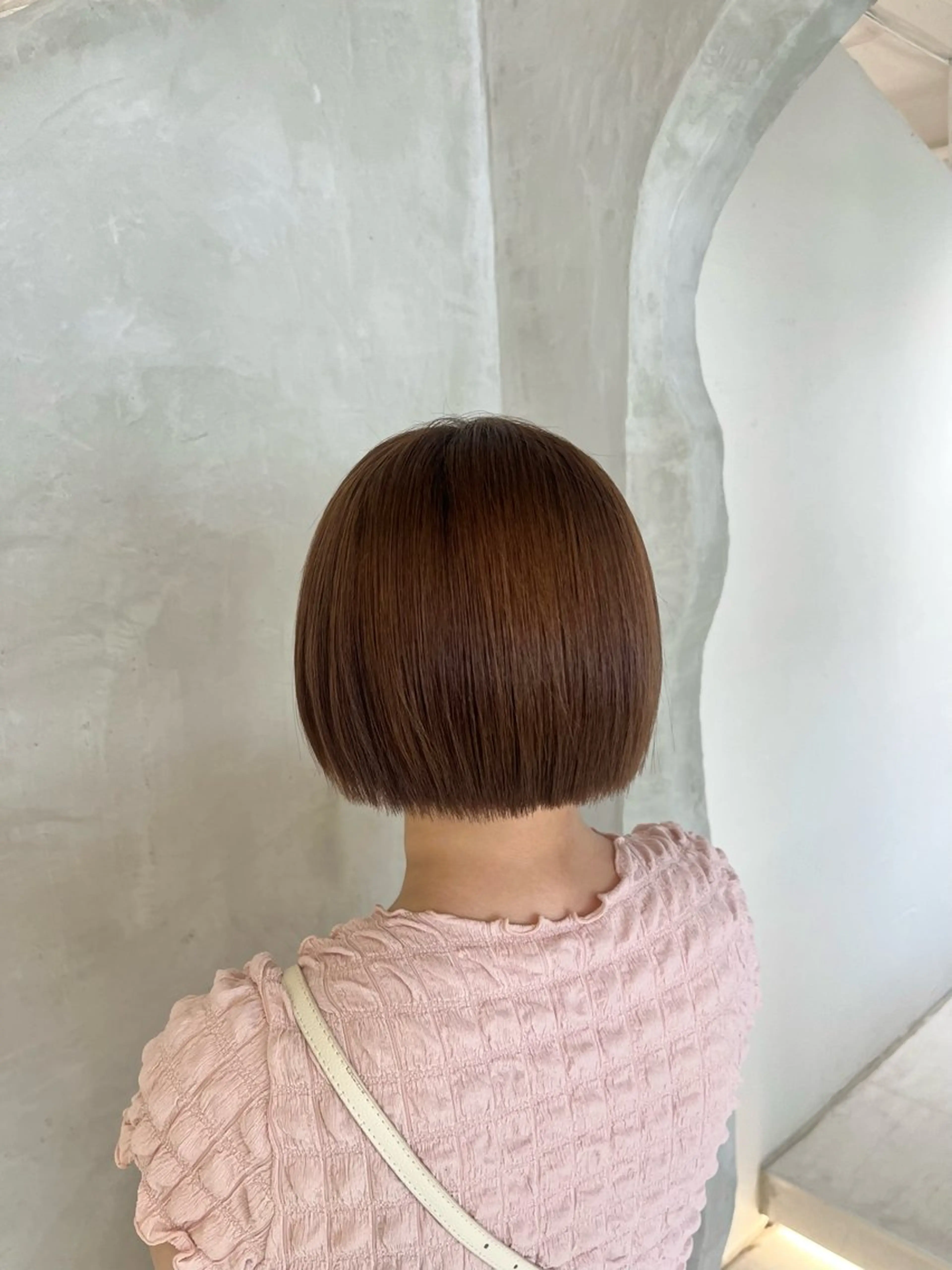 ショート カラー カット 切りっぱなしボブ/ 艶カラー/綾莉のヘアスタイル