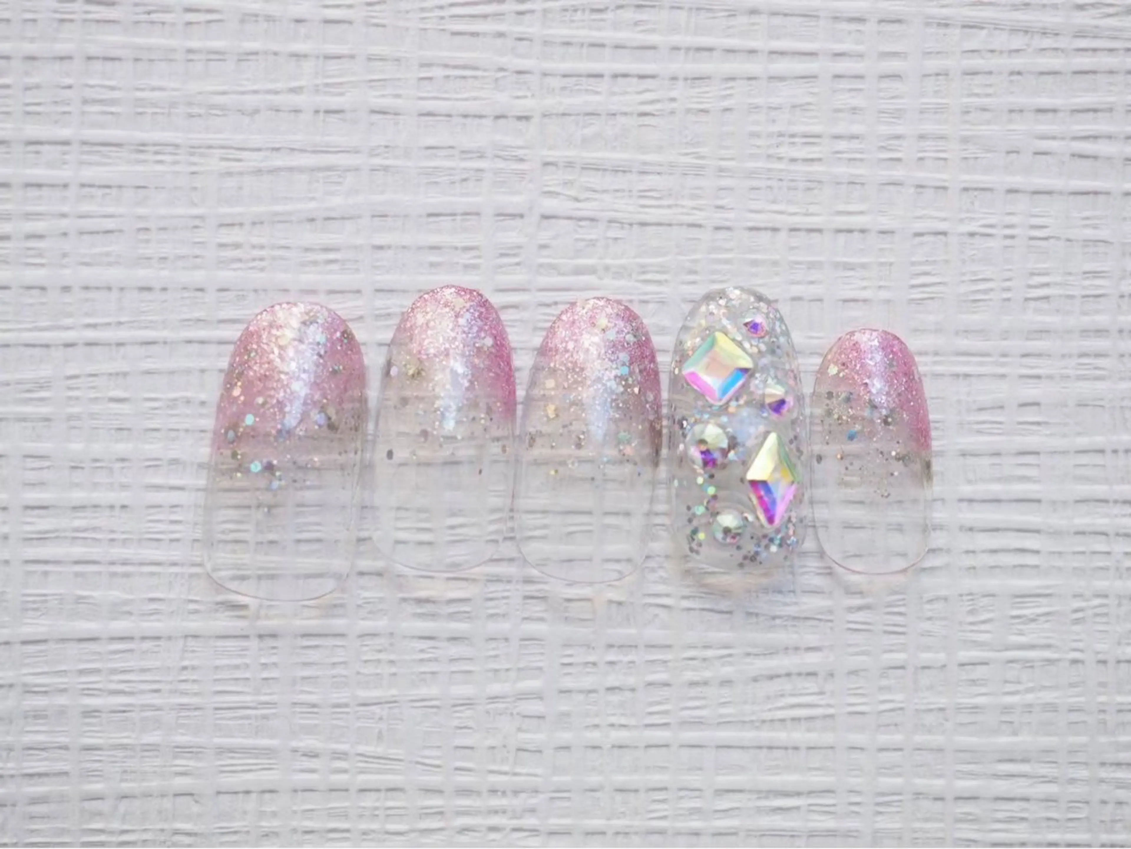 ネイル ハンドネイル トップネイリスト Ribbon立川店のネイルデザイン