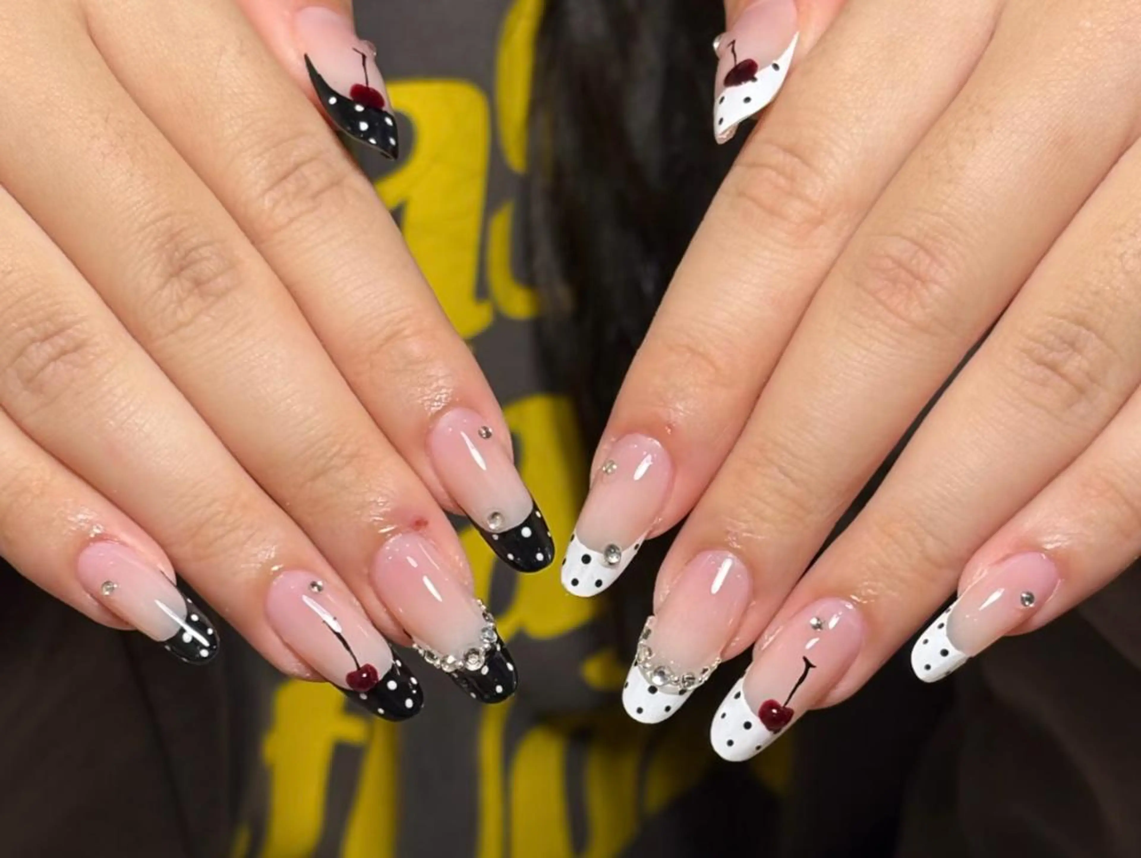 ネイル ハンドネイル ハンドケア 🍑 momo_nailのネイルデザイン