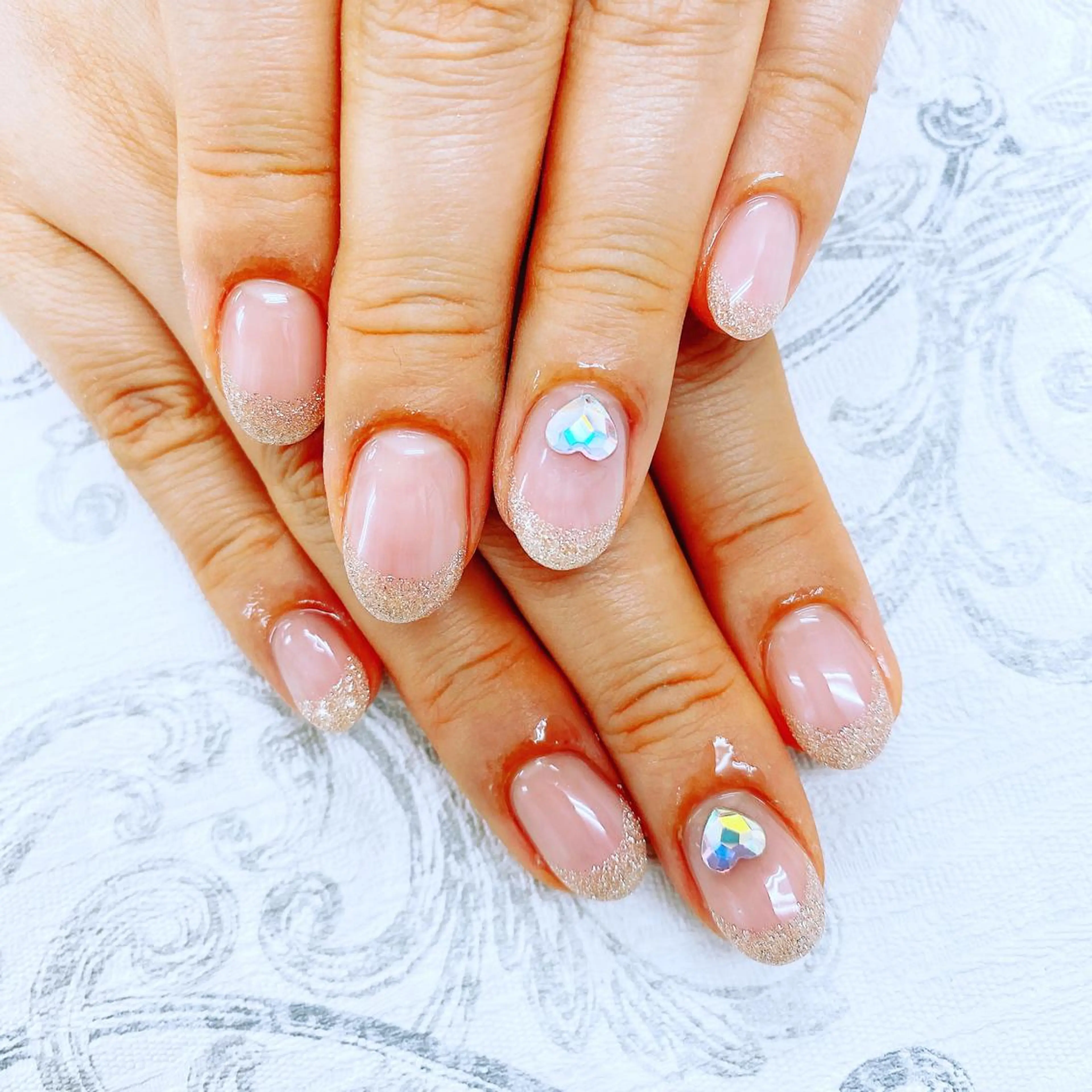 ネイル フレンチネイル ラメ(グリッター) ストーンネイル N._._. clawのネイルデザイン