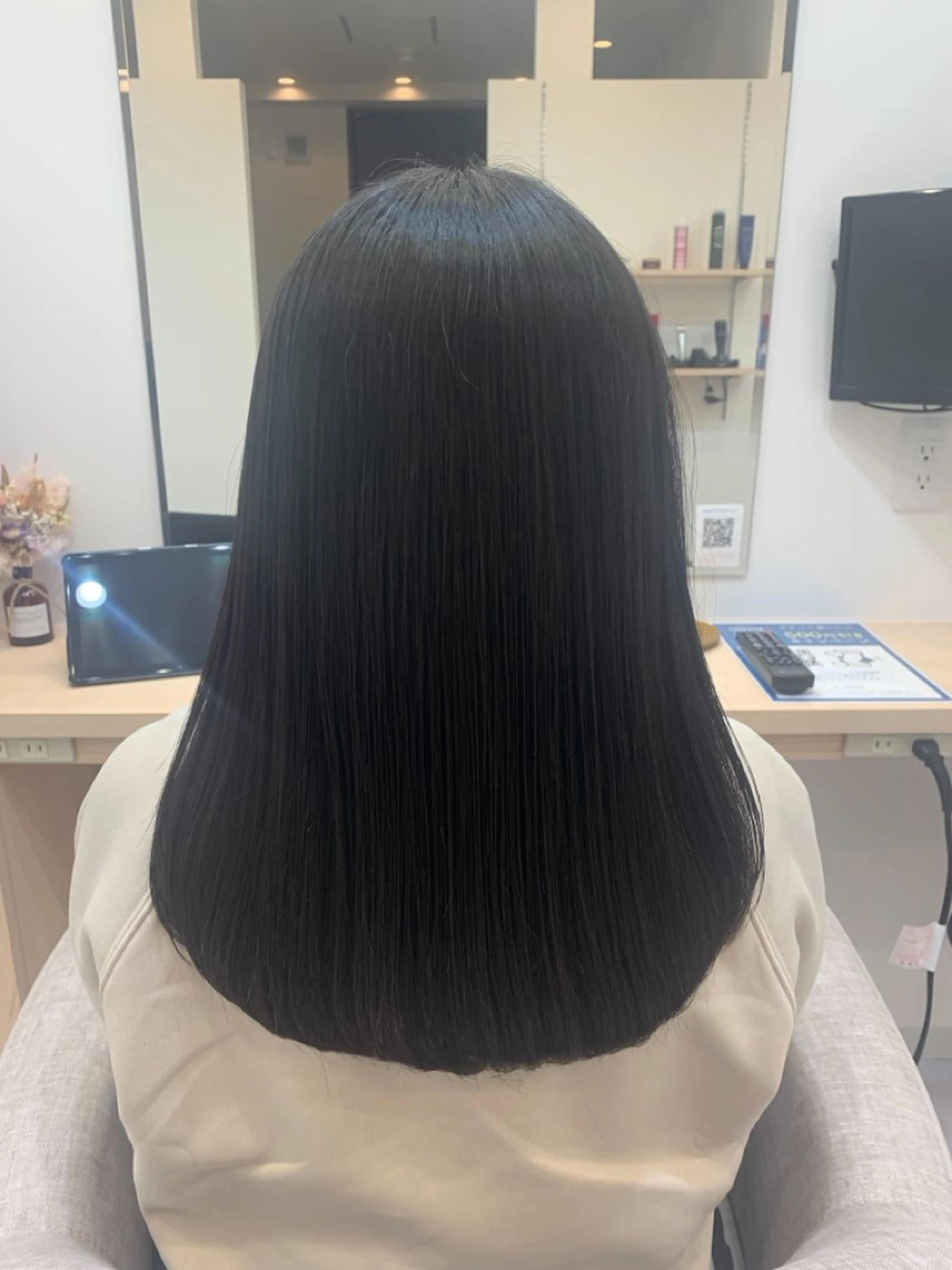 セミロング カット トリートメント Lsurii甲府店 名取のヘアスタイル
