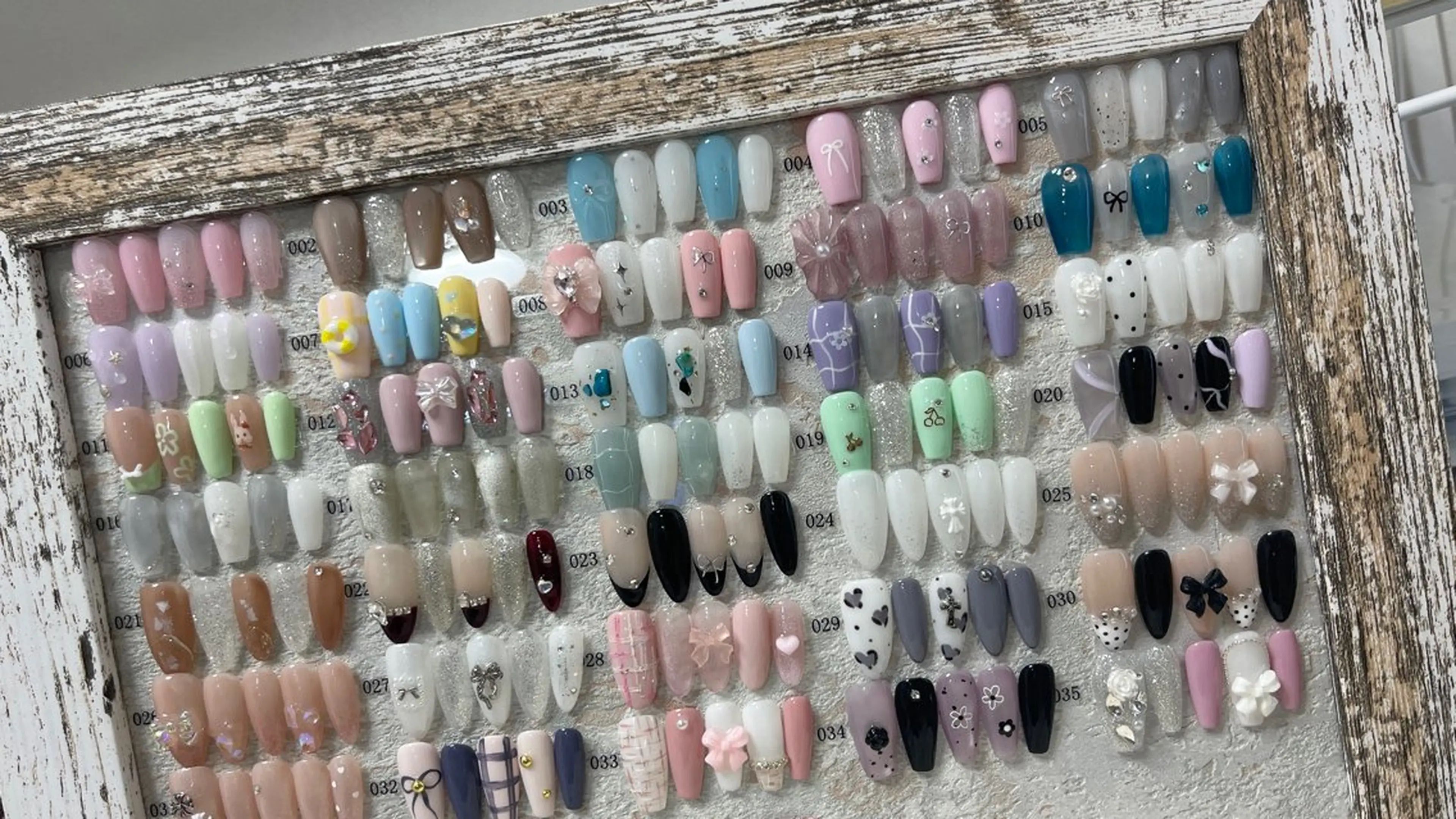 ネイル ハンドネイル ルリン サロン💅のネイルデザイン